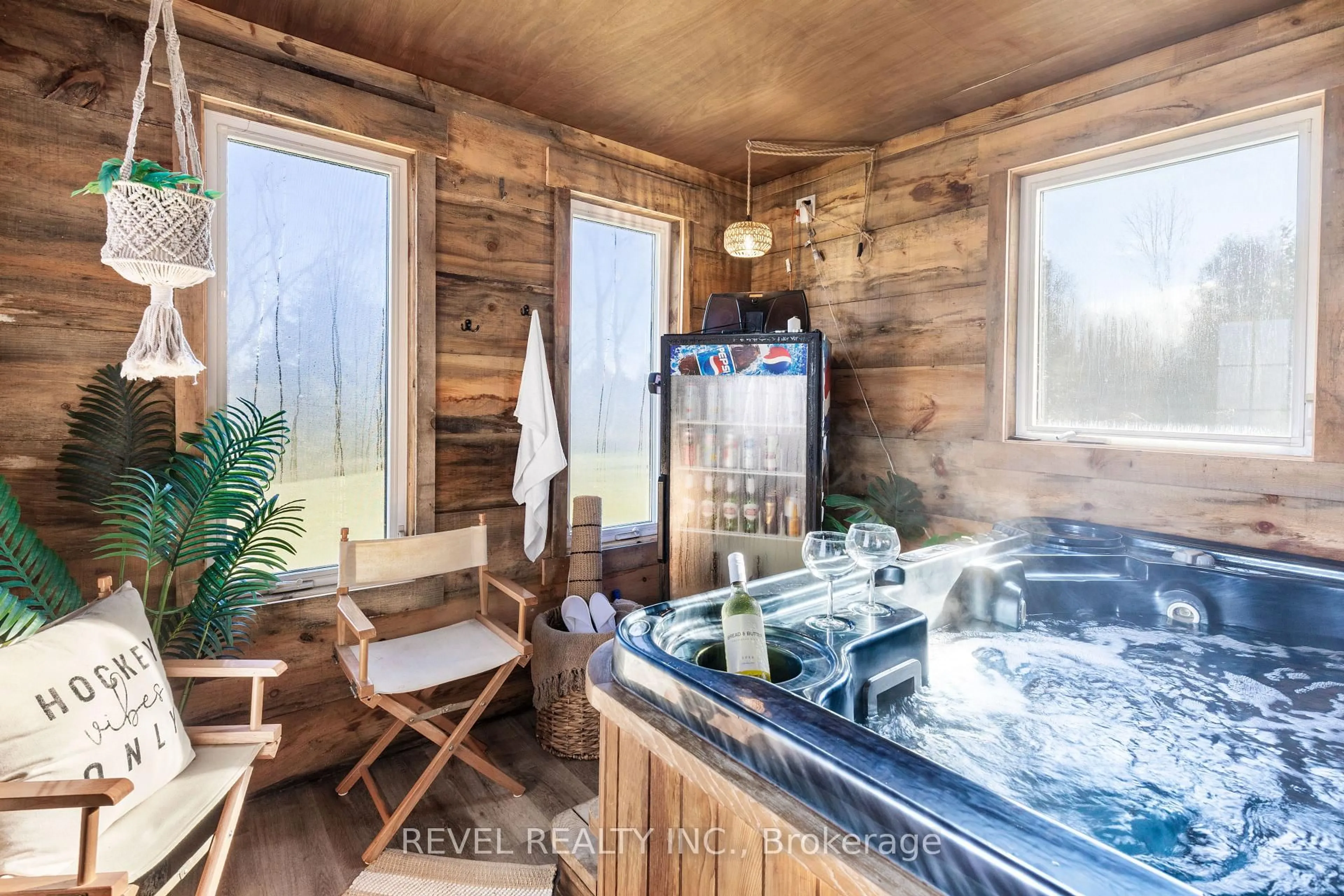 Contemporary bathroom, unknown for 1578 Sturgeon Rd, Kawartha Lakes Ontario K0M 1L0