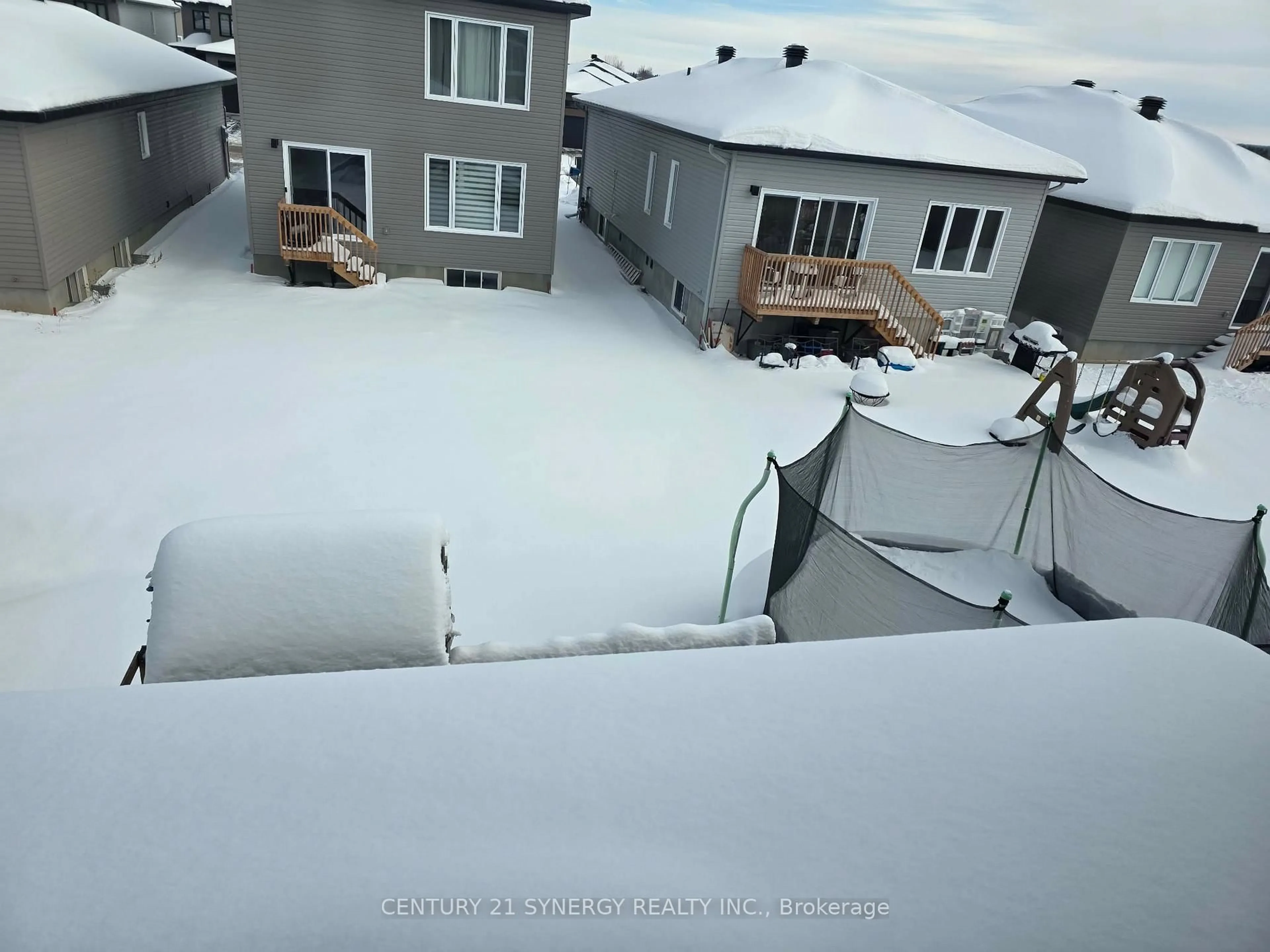 A pic from outside/outdoor area/front of a property/back of a property/a pic from drone, city buildings view from balcony for 527 Chambord St, Alfred and Plantagenet Ontario K0A 3K0