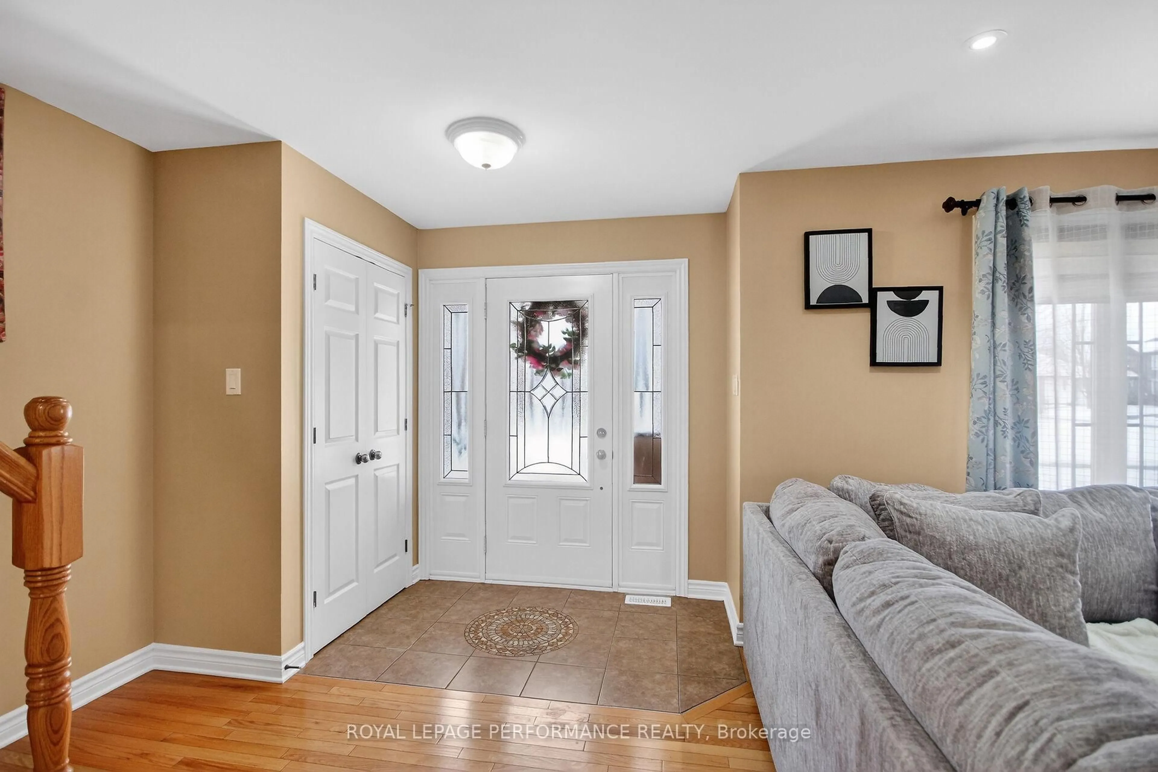 Indoor entryway for 13 Bellefeuille St, The Nation Ontario K0A 2M6