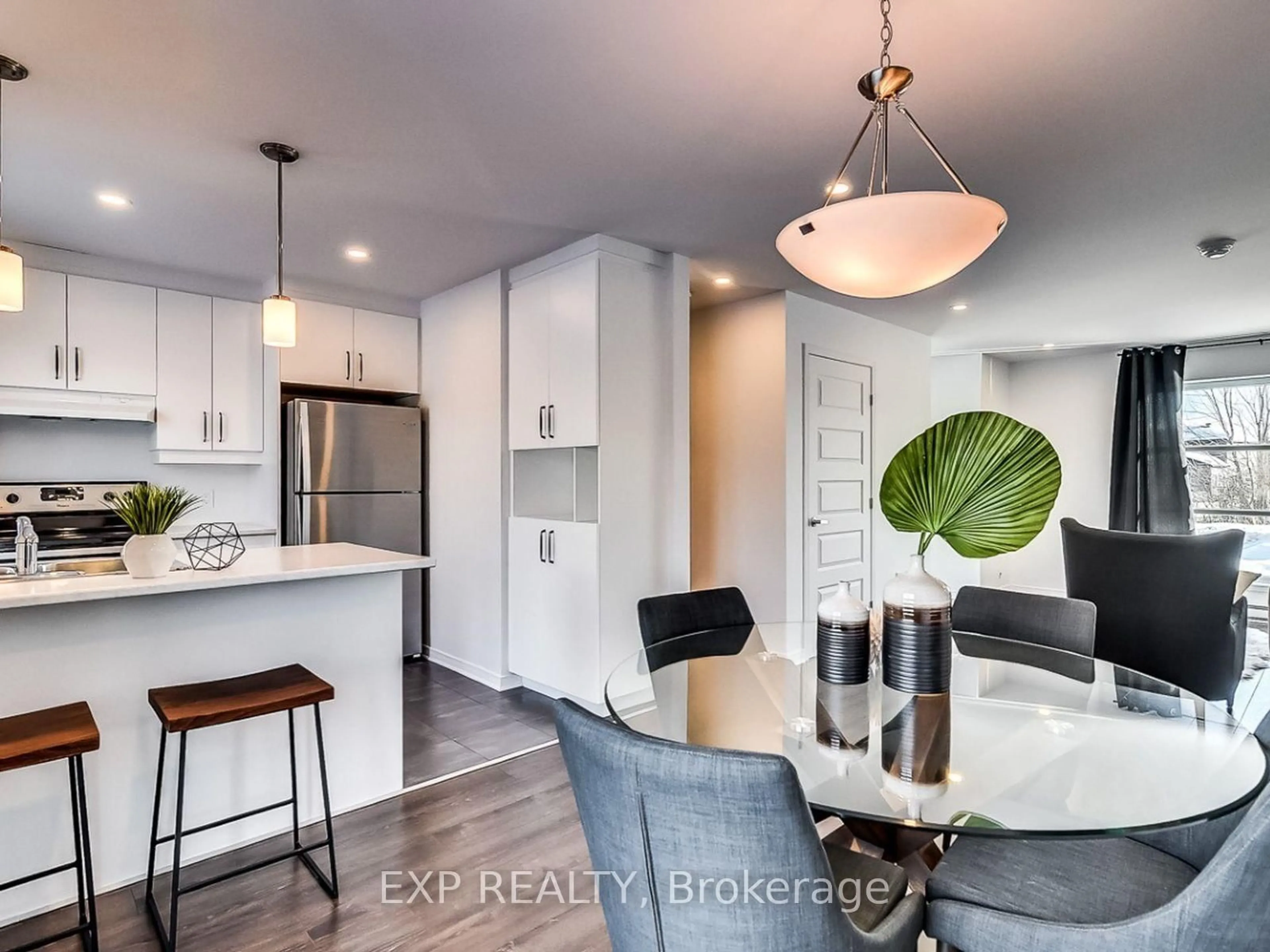 Open concept kitchen, unknown for 223 Carpe St, Casselman Ontario K0A 1M0