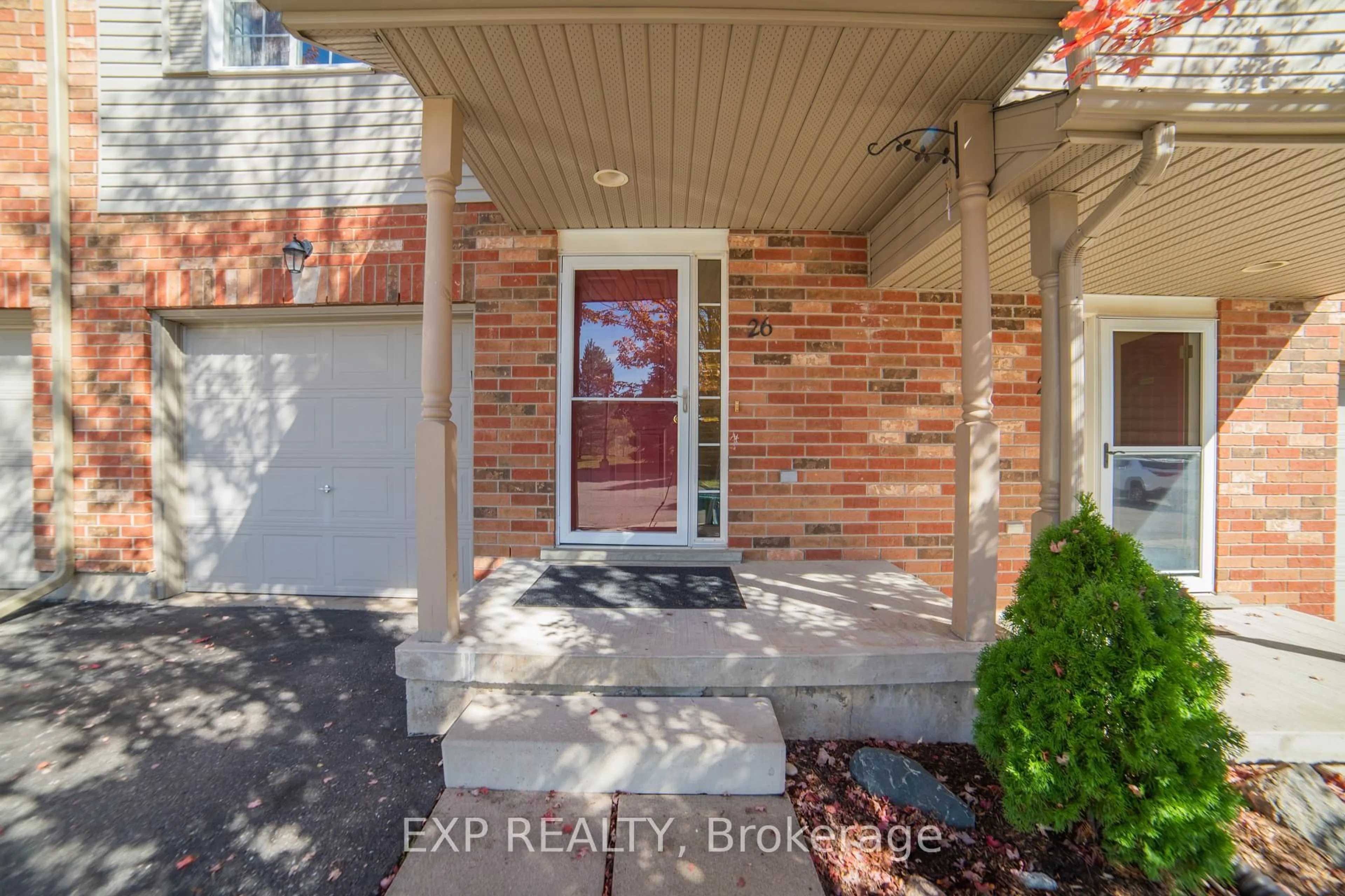 Indoor entryway for 30 Bryan Crt #26, Kitchener Ontario N2A 4J5