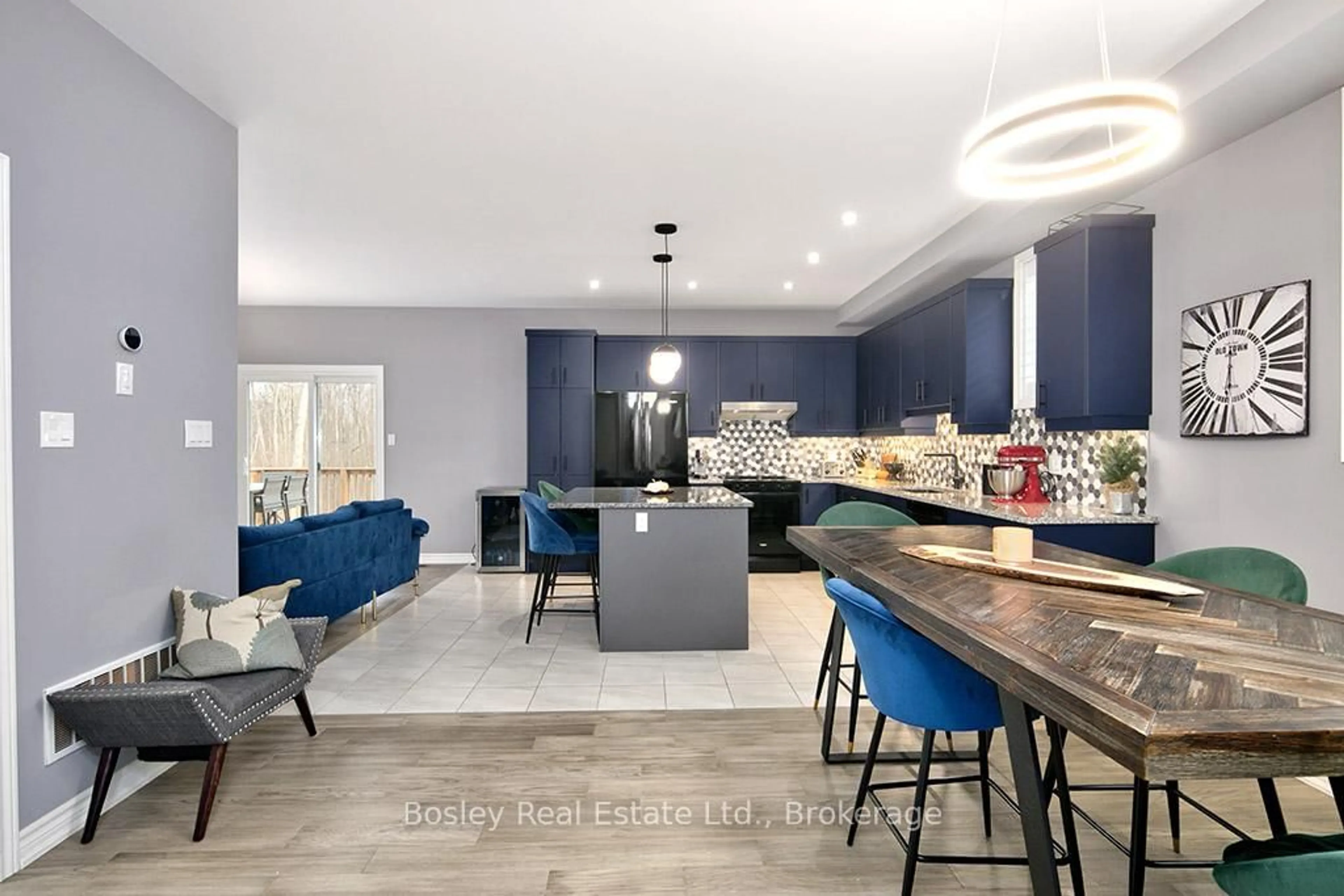 Open concept kitchen, ceramic/tile floor for 133 Sebastien St, Blue Mountains Ontario N0H 1J0