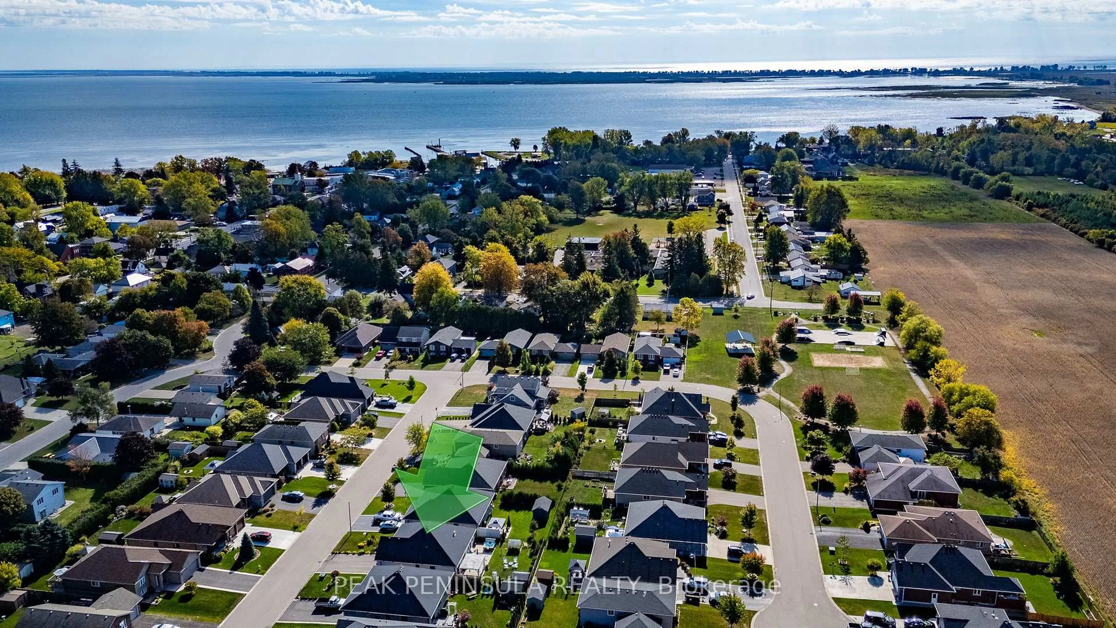 A pic from outside/outdoor area/front of a property/back of a property/a pic from drone, water/lake/river/ocean view for 80 Backus Dr, Norfolk Ontario N0E 1M0