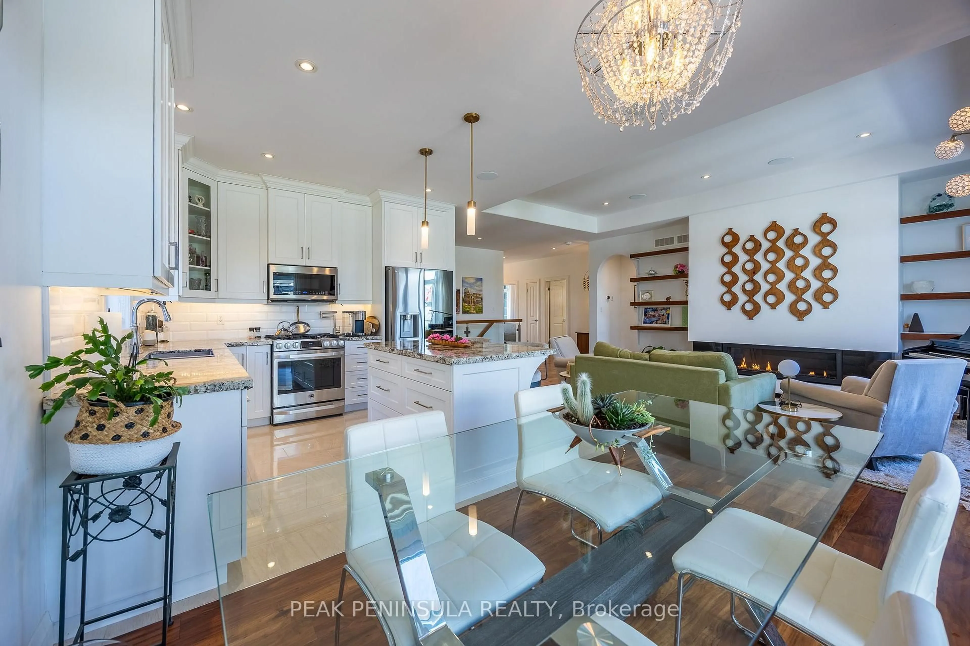 Open concept kitchen, ceramic/tile floor for 80 Backus Dr, Norfolk Ontario N0E 1M0