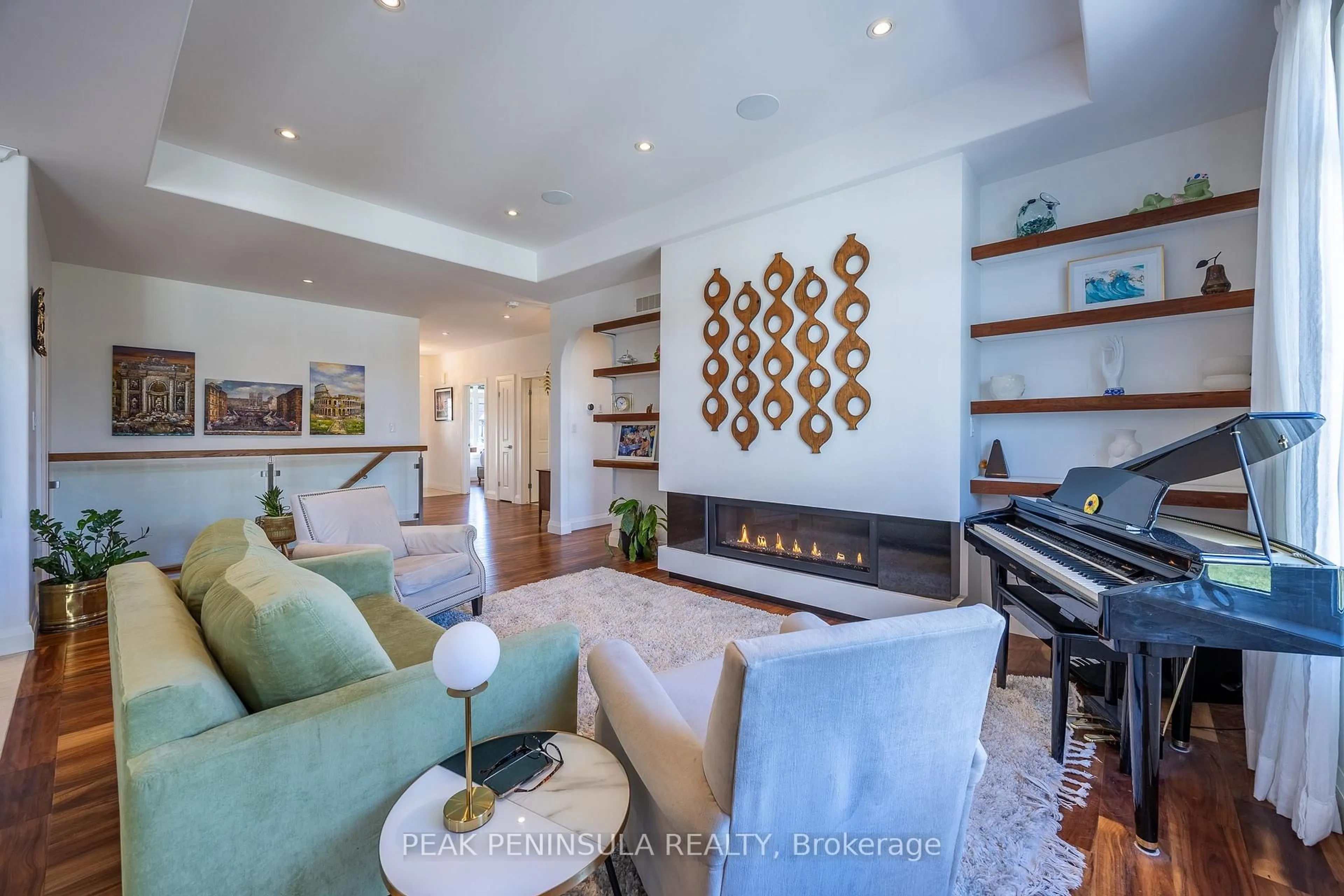 Living room with furniture, unknown for 80 Backus Dr, Norfolk Ontario N0E 1M0