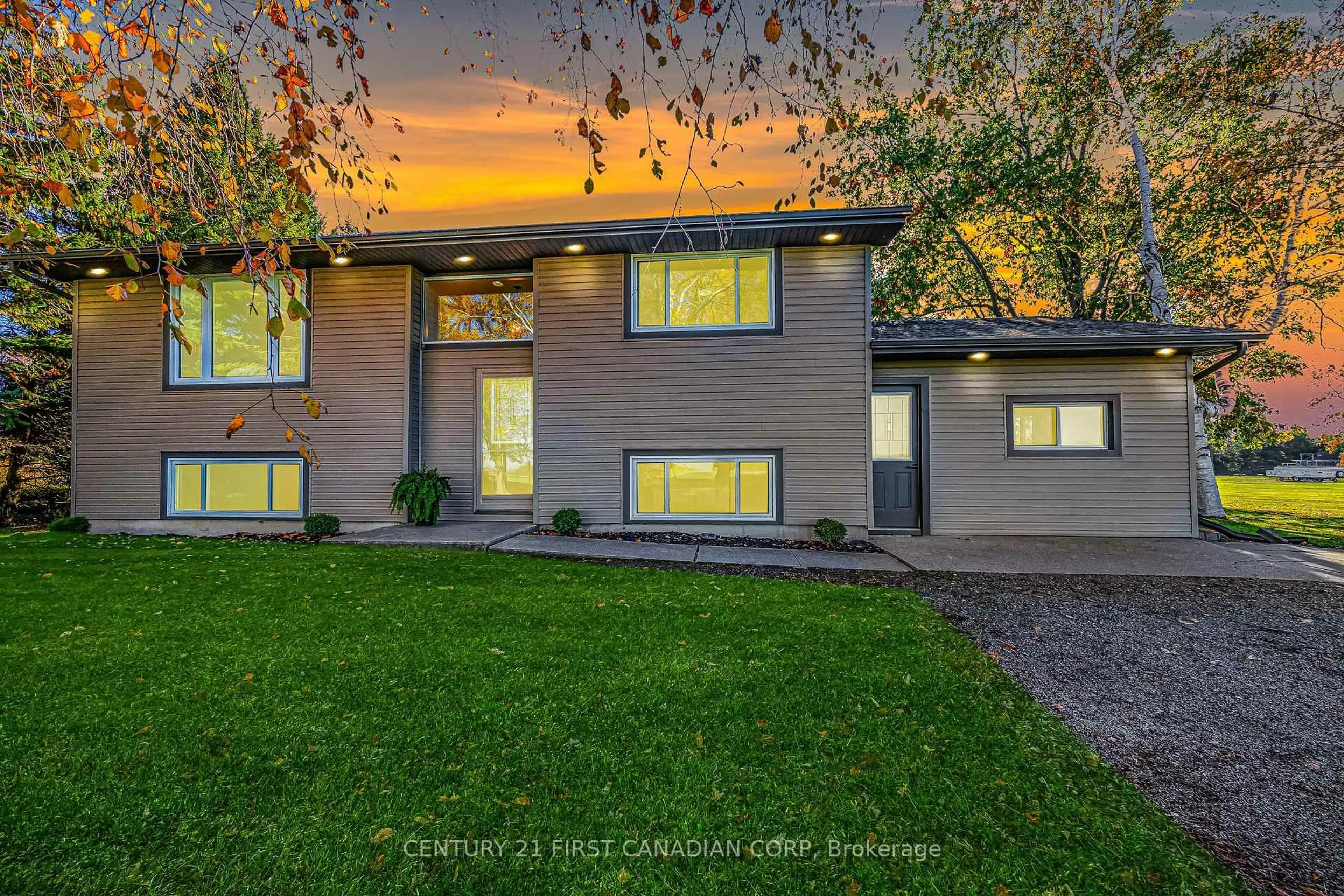 Unknown for 70986 B Line, South Huron Ontario N0M 1T0