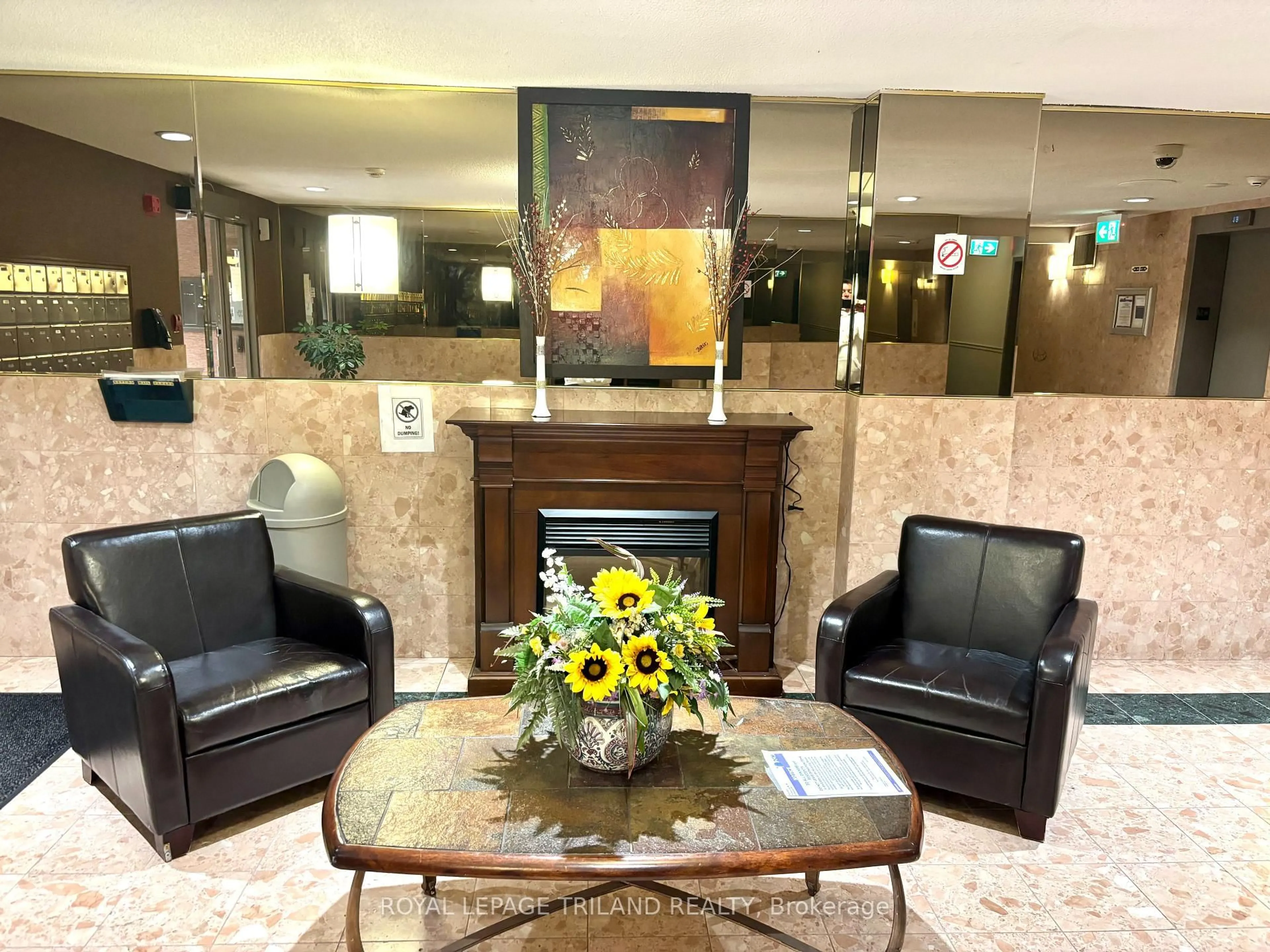 Lobby for 95 Baseline Rd #507, London South Ontario N6J 4X3