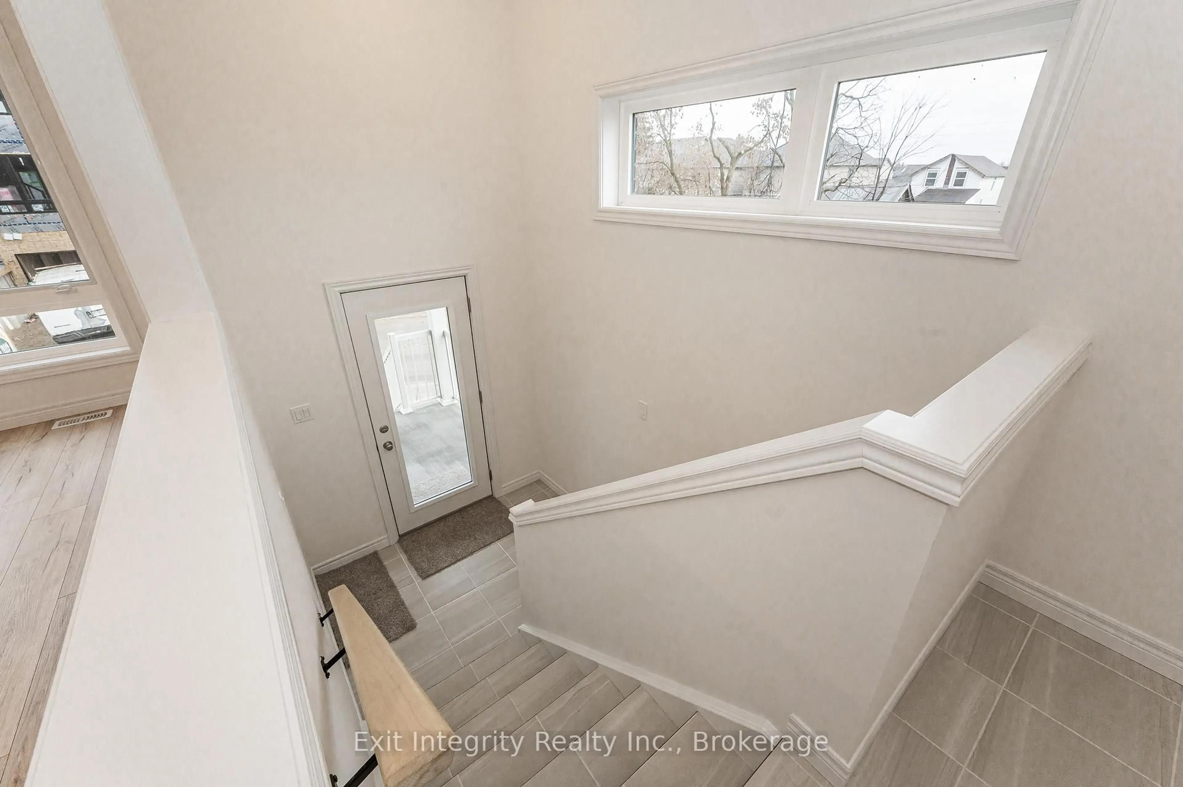 Stairs for 2 Sora Lane, Guelph Ontario N1E 0T4