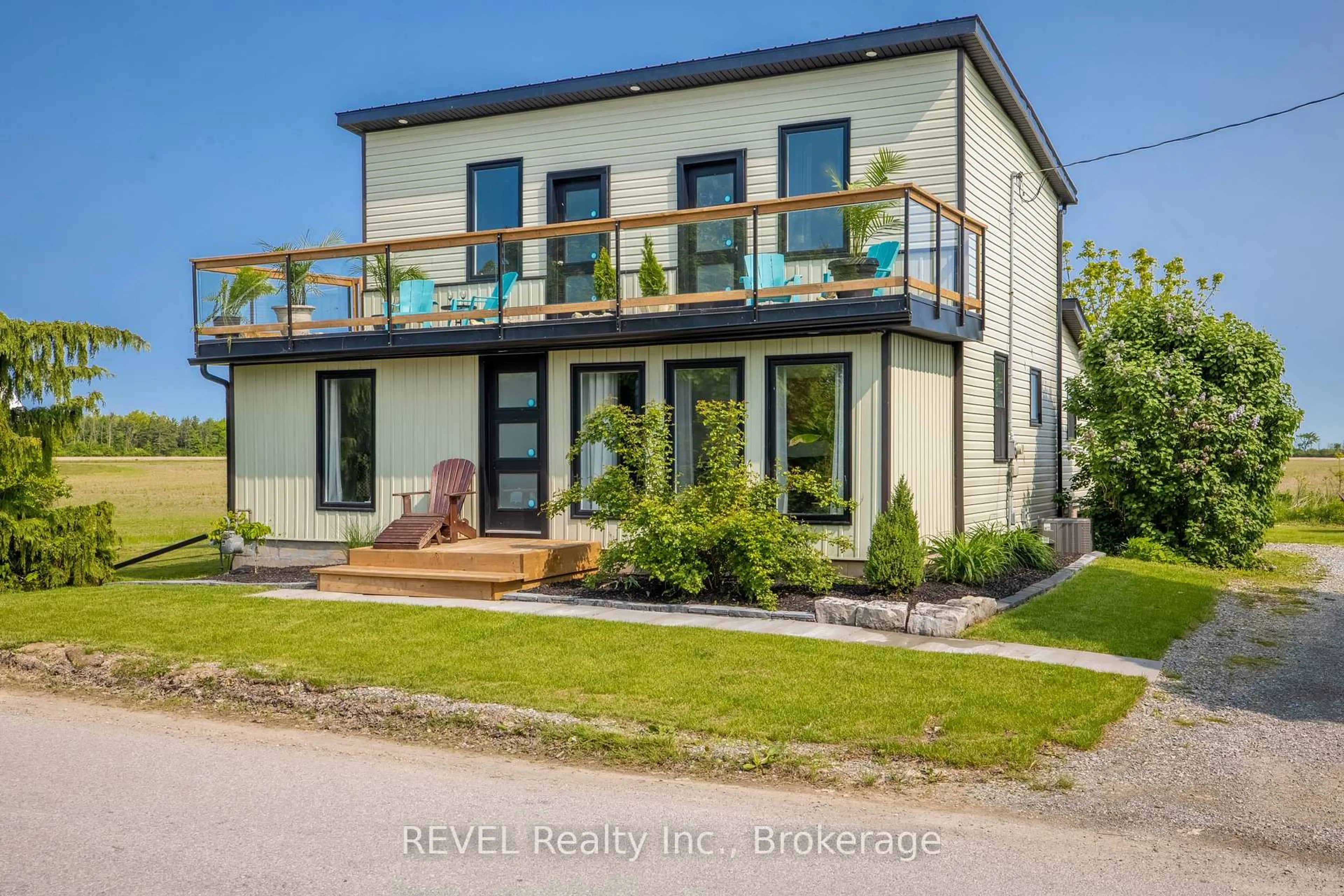 Home with brick exterior material, building for 80 Lighthouse Dr, Haldimand Ontario N1A 2W6