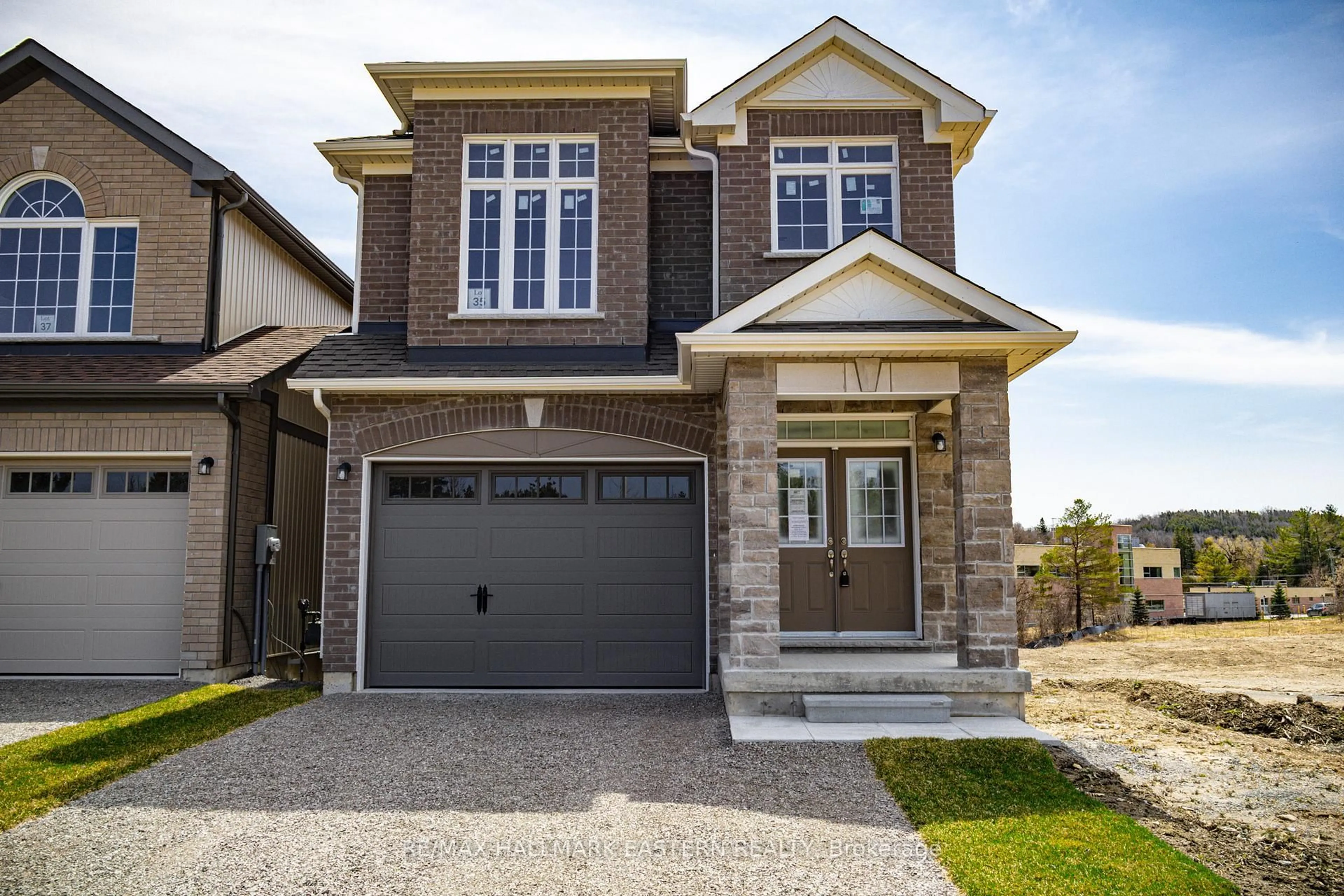 Home with brick exterior material, street for 35 COLDBROOK Dr, Cavan Monaghan Ontario L0A 1G0