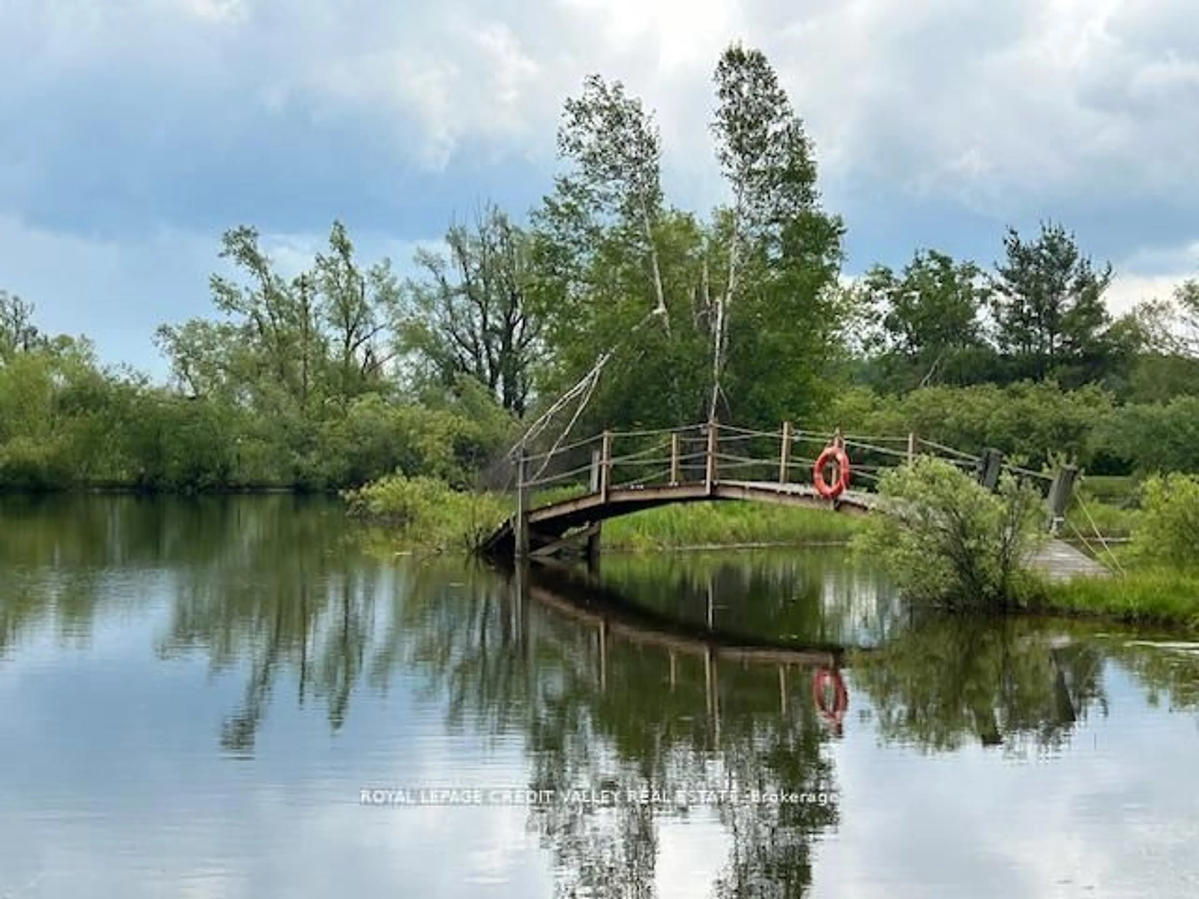 Blurry image for 476345 3rd Line, Melancthon Ontario L9V 1T4