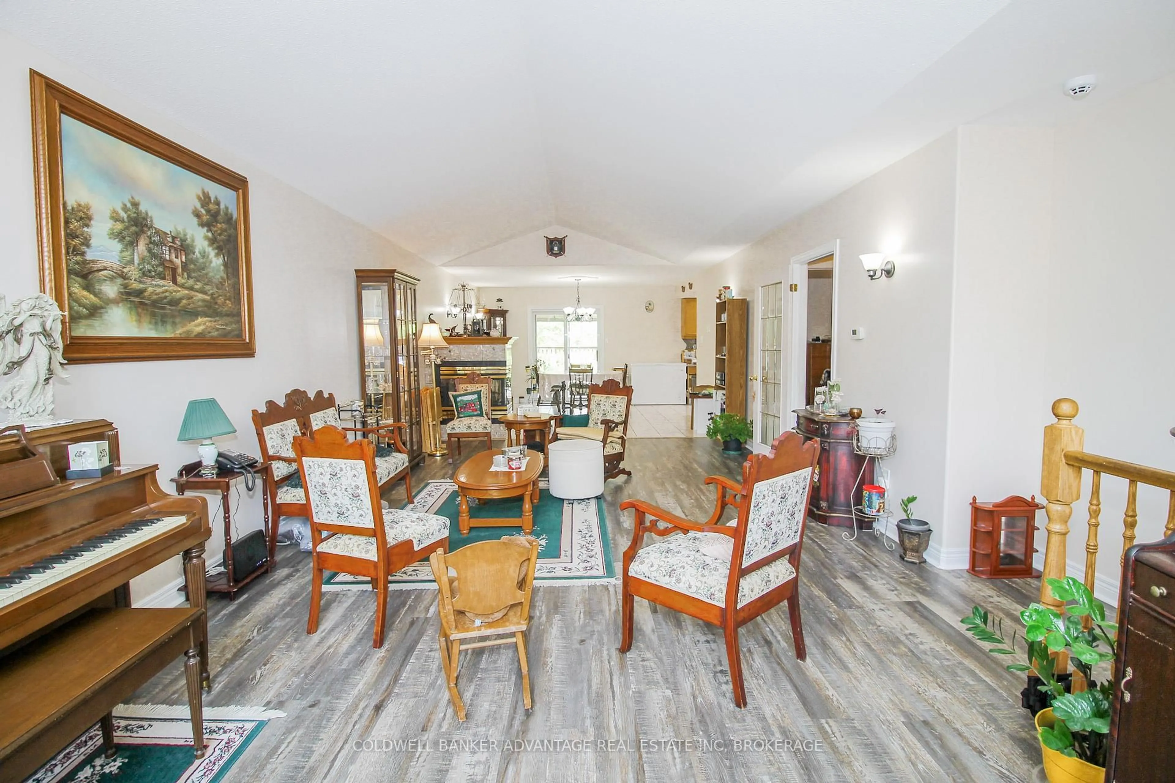 Unknown for 40 Gretel Dr, Welland Ontario L3C 7H6