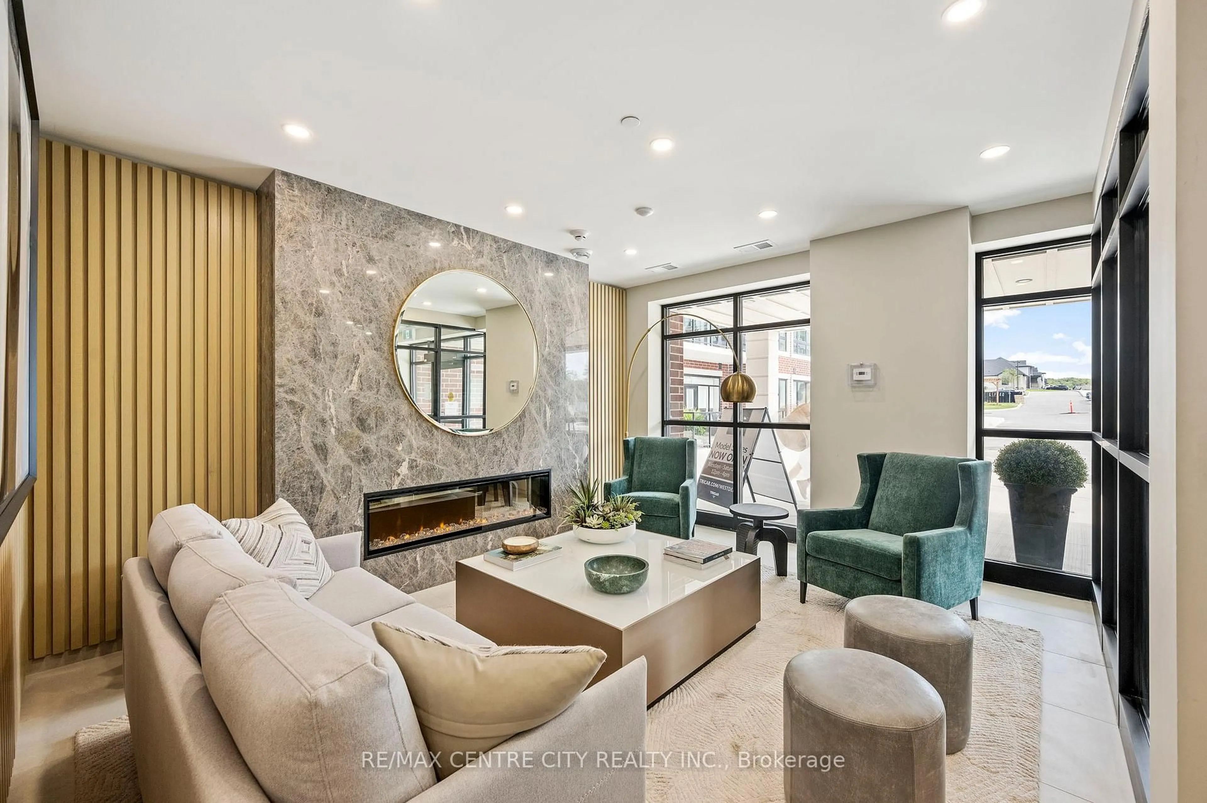 Unknown for 1975 Fountain Grass Dr #404, London South Ontario N6K 0M3