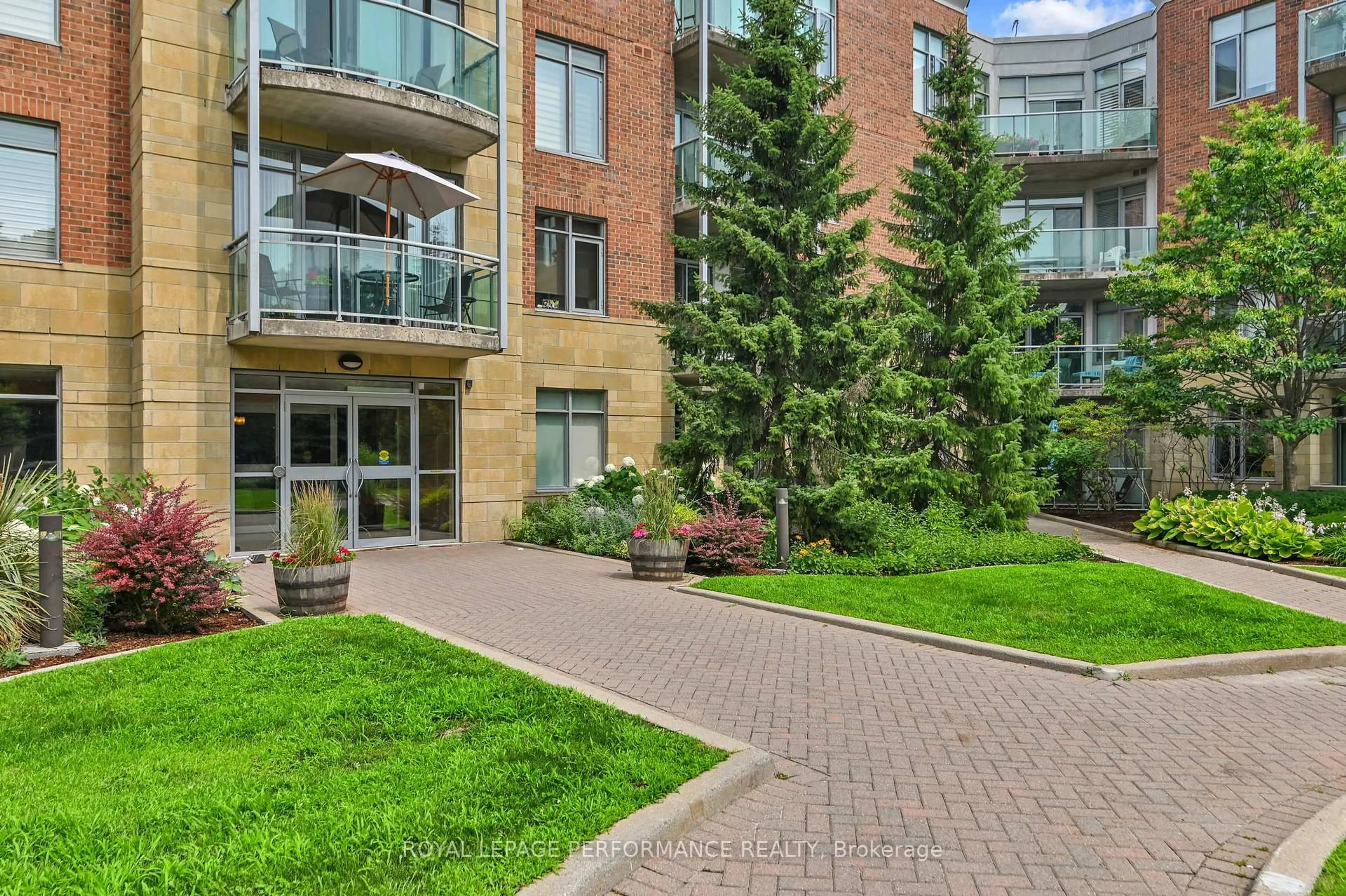 Patio, unknown for 205 Bolton St #229, Ottawa Ontario K1N 1K7