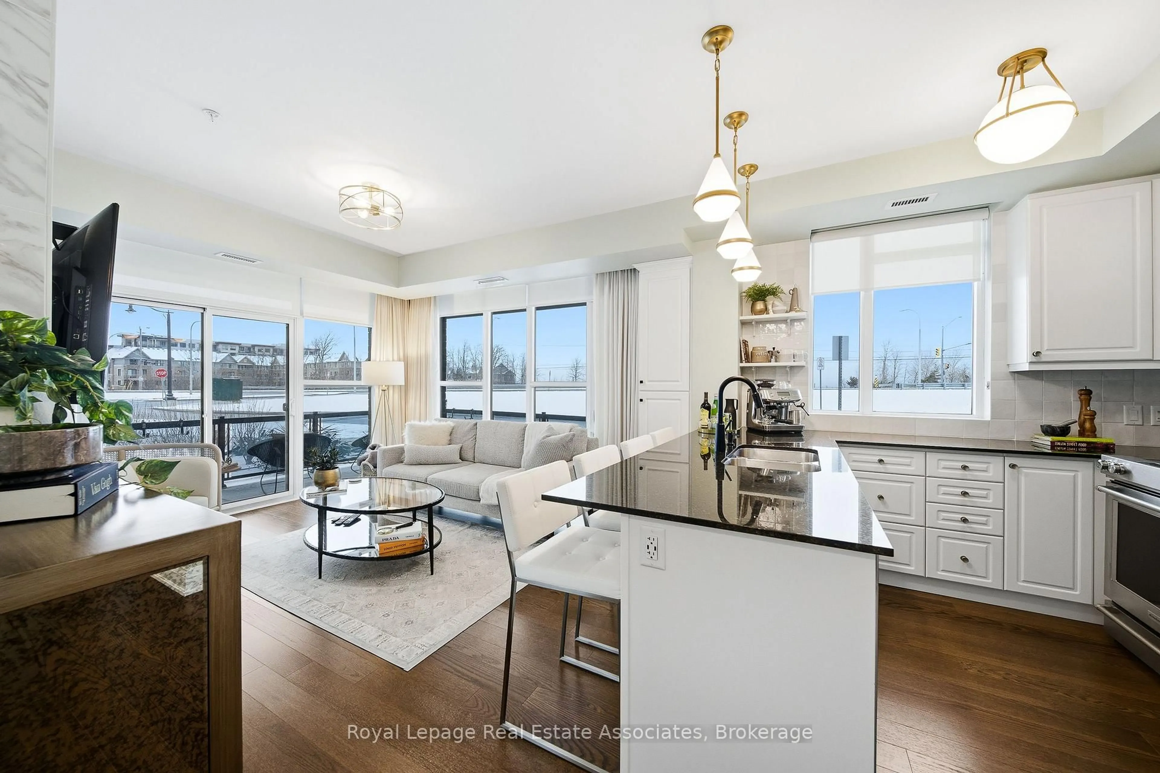 Open concept kitchen, unknown for 16 Concord Pl #112, Grimsby Ontario L3M 0J1