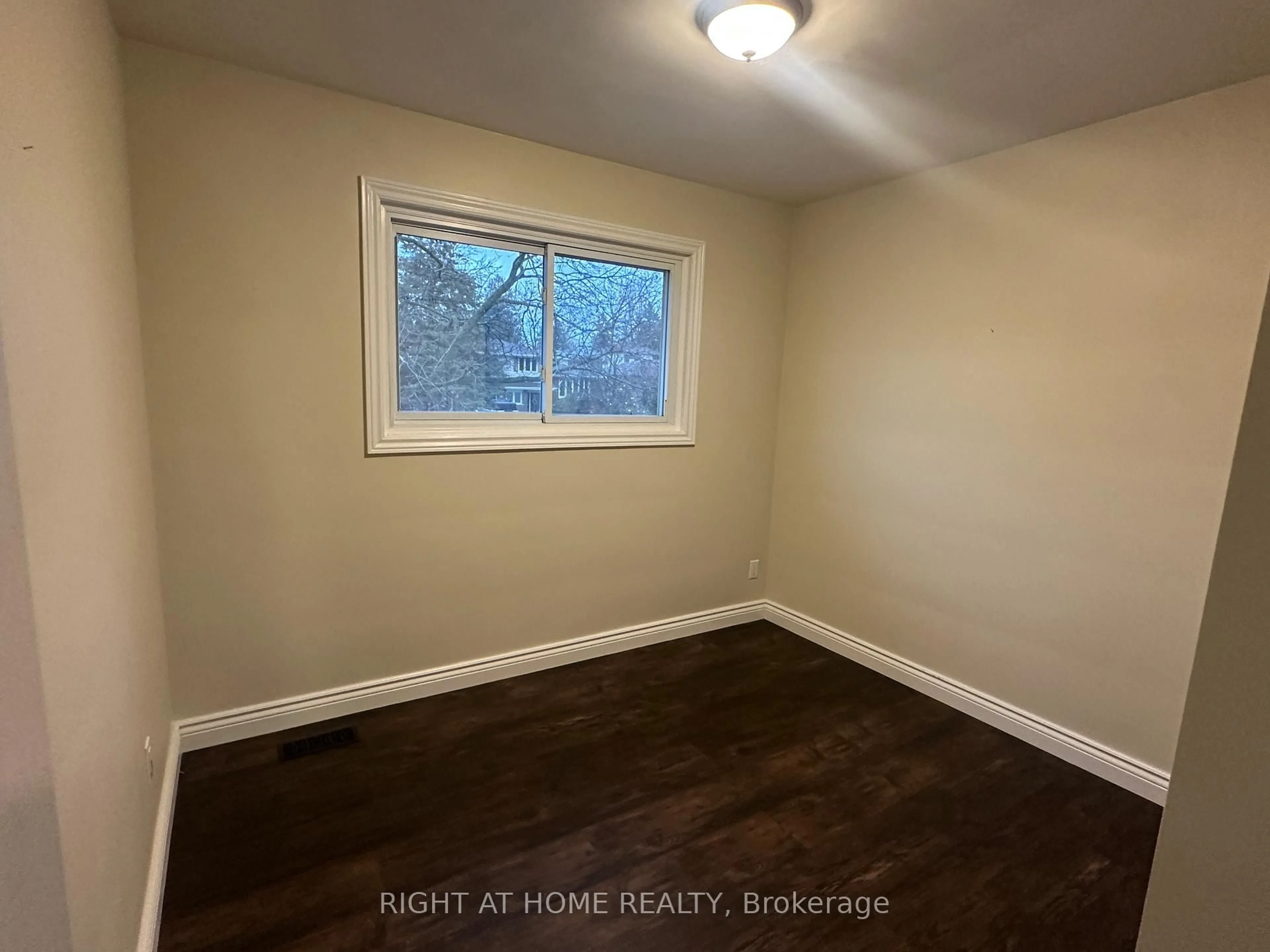 A pic of a room for 82 Queen Mary Rd, Kingston Ontario K7M 2A5