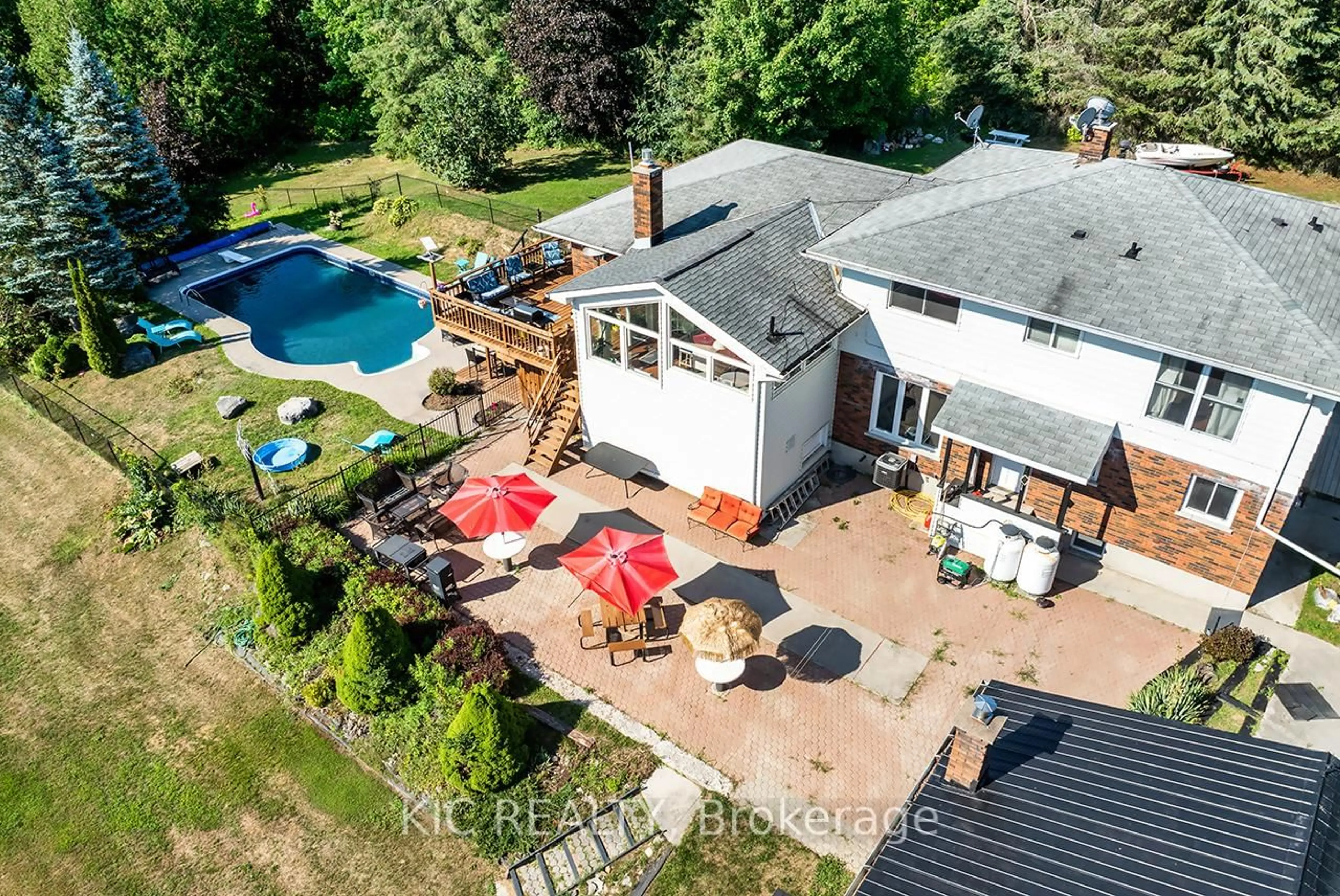 A pic from outside/outdoor area/front of a property/back of a property/a pic from drone, unknown for 529 Sawmill Rd, Douro-Dummer Ontario K0L 1H0