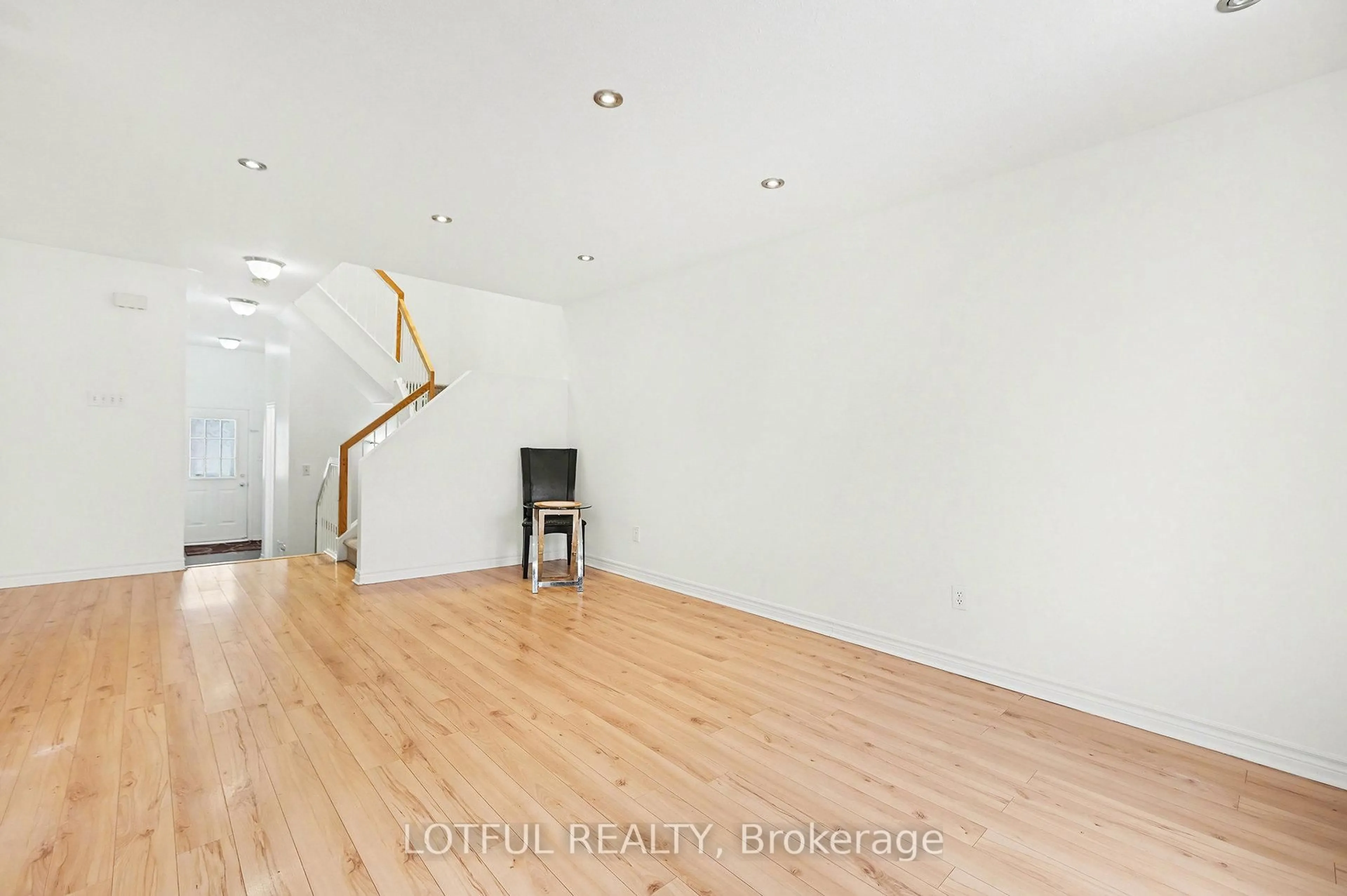 A pic of a room for 13 Villandry St, Ottawa Ontario K2G 6X7