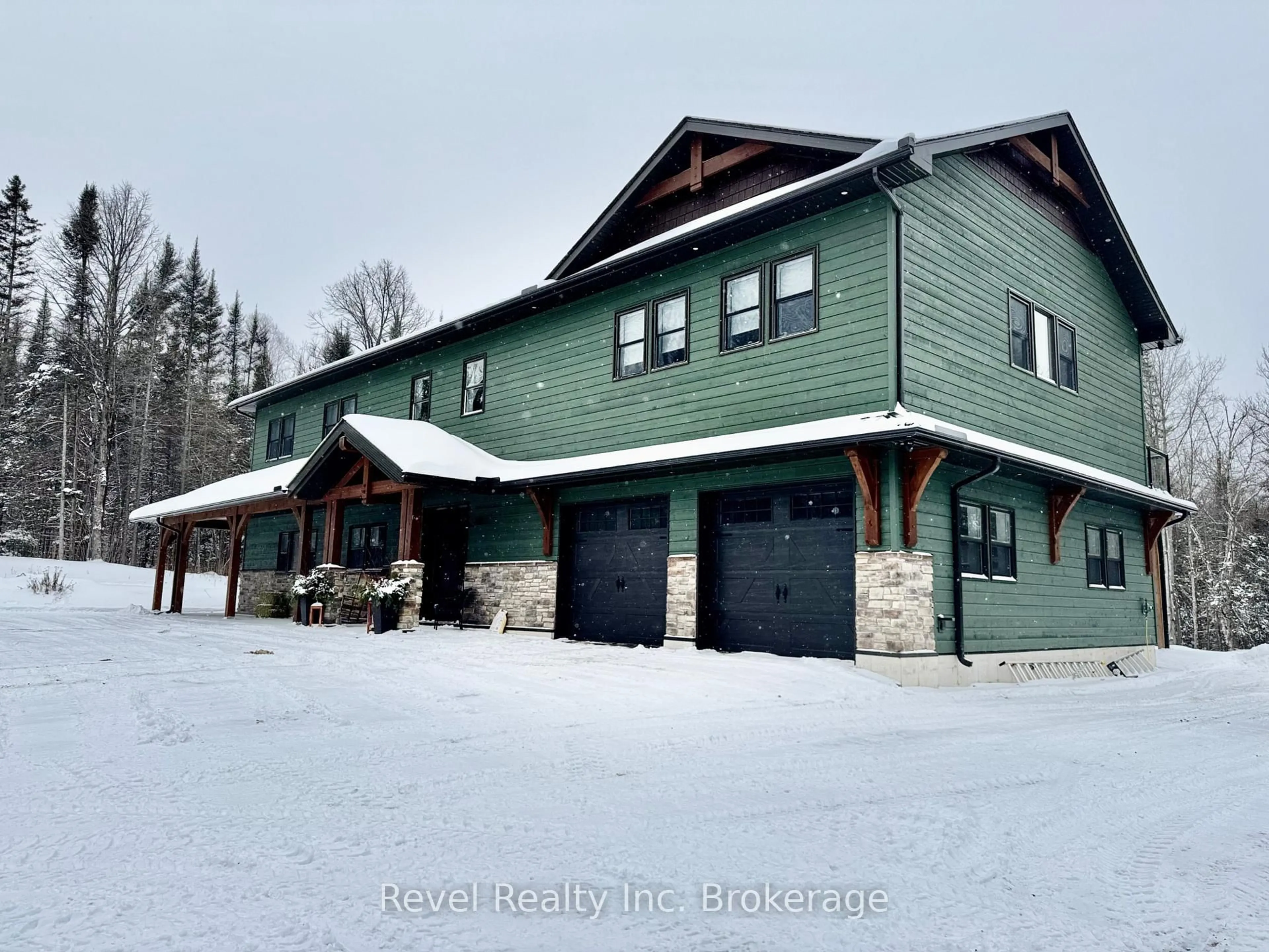 A pic from outside/outdoor area/front of a property/back of a property/a pic from drone, building for 1196 River Rd, Chisholm Ontario P0H 1B0