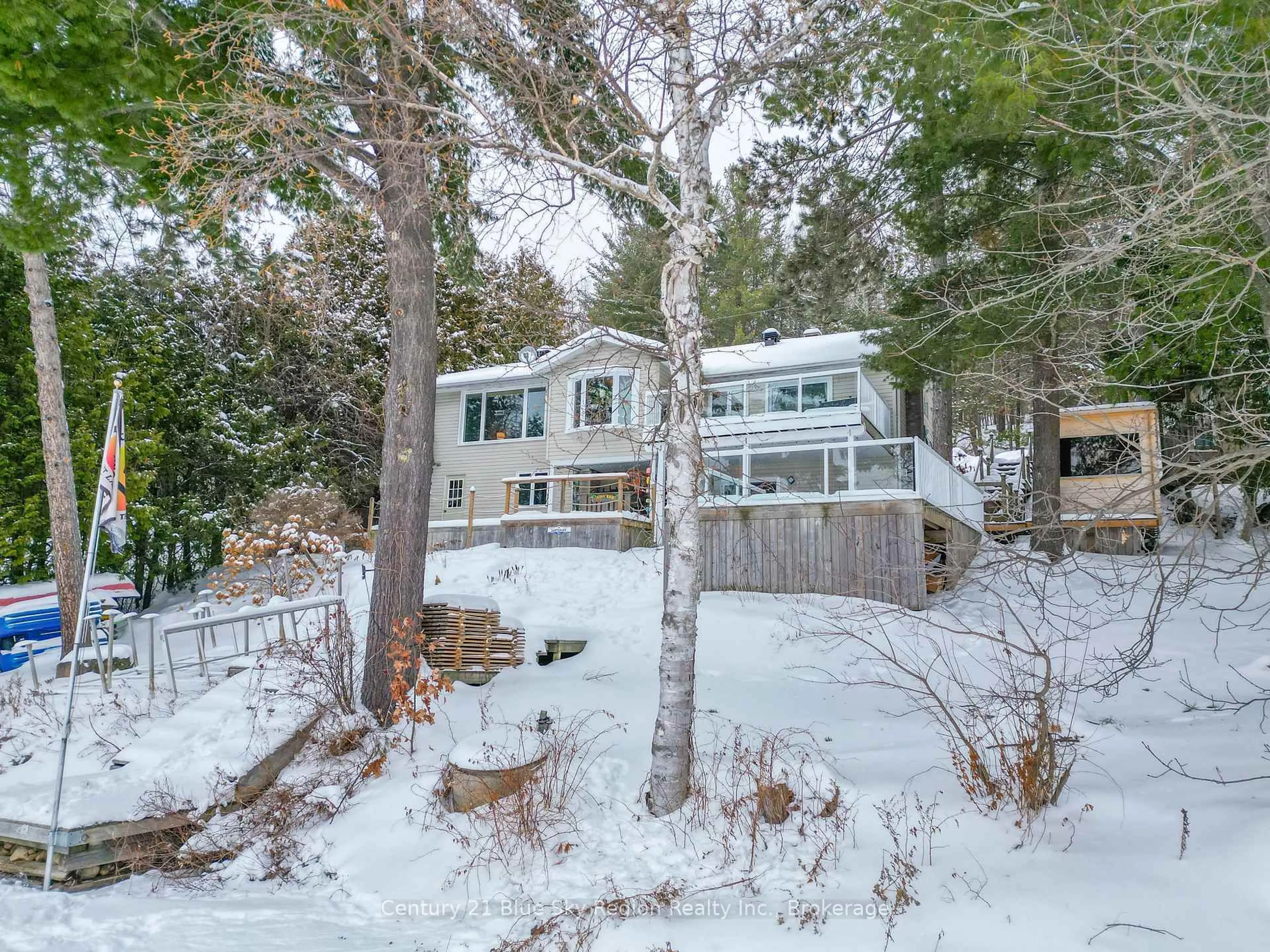 A pic from outside/outdoor area/front of a property/back of a property/a pic from drone, unknown for 355 Anita Ave, North Bay Ontario P1C 0A8