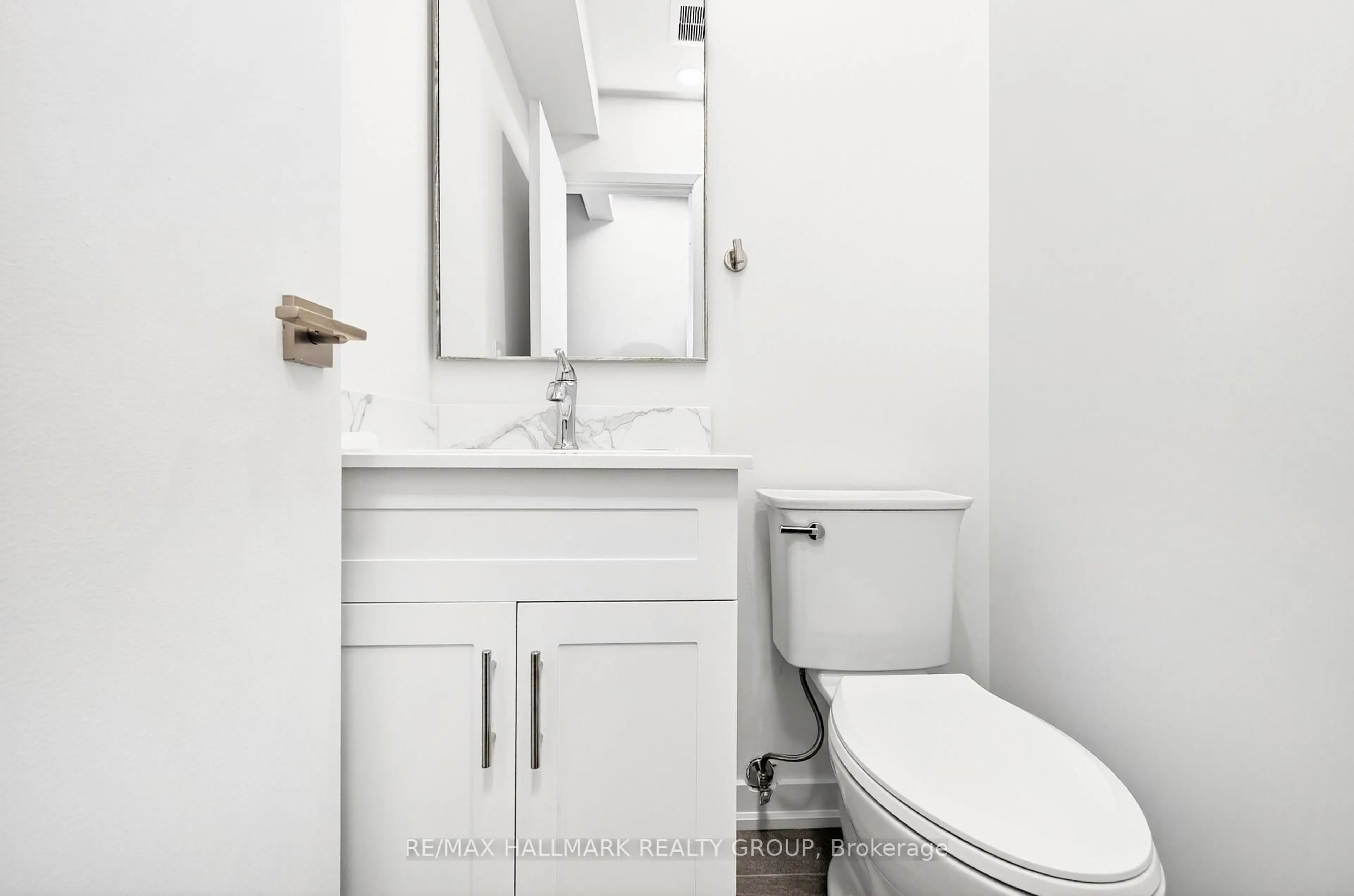 Standard bathroom, unknown for 1457 Murdock Gate #111, Gloucester Ontario K1J 8R4