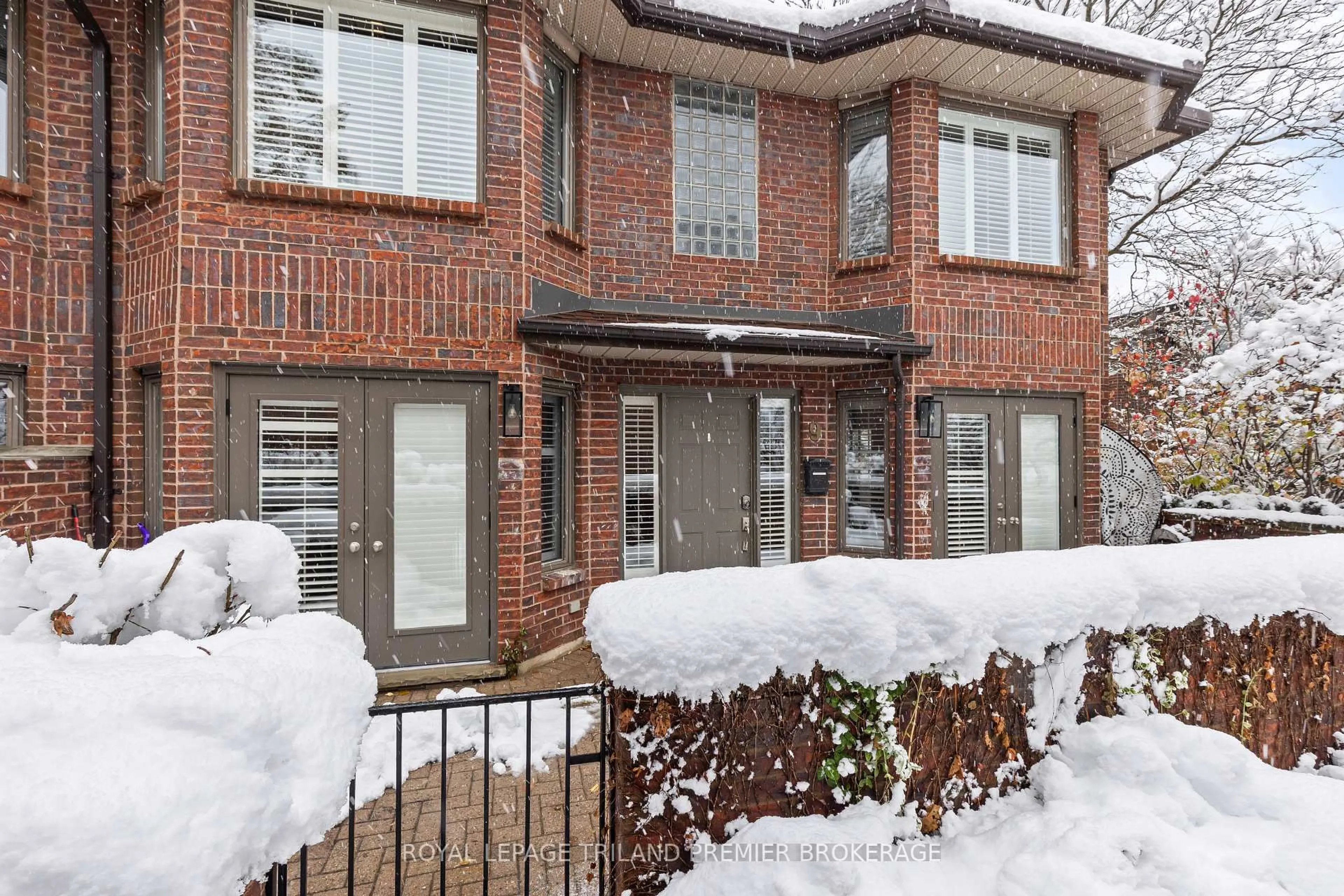 Home with brick exterior material, street for 152 Albert St #9, London East Ontario N6A 1M1