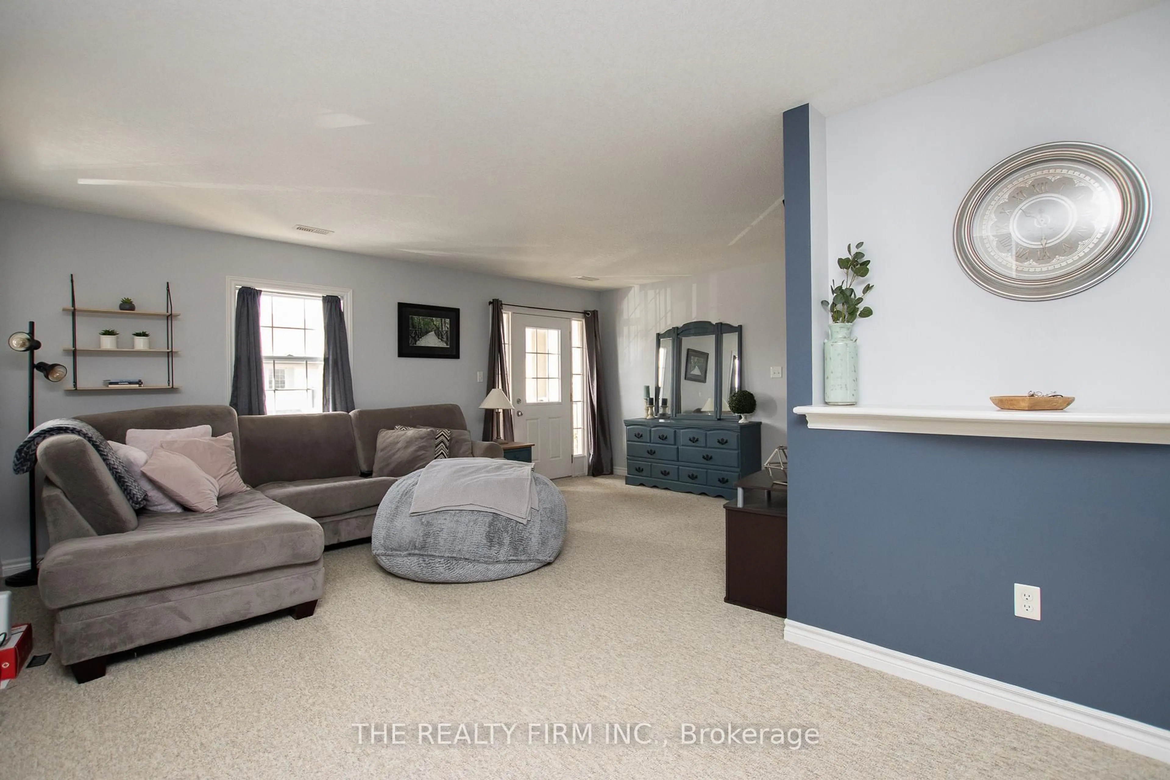 Living room with furniture, unknown for 3320 MEADOWGATE BOULEVARD #58, London South Ontario N6M 0A7