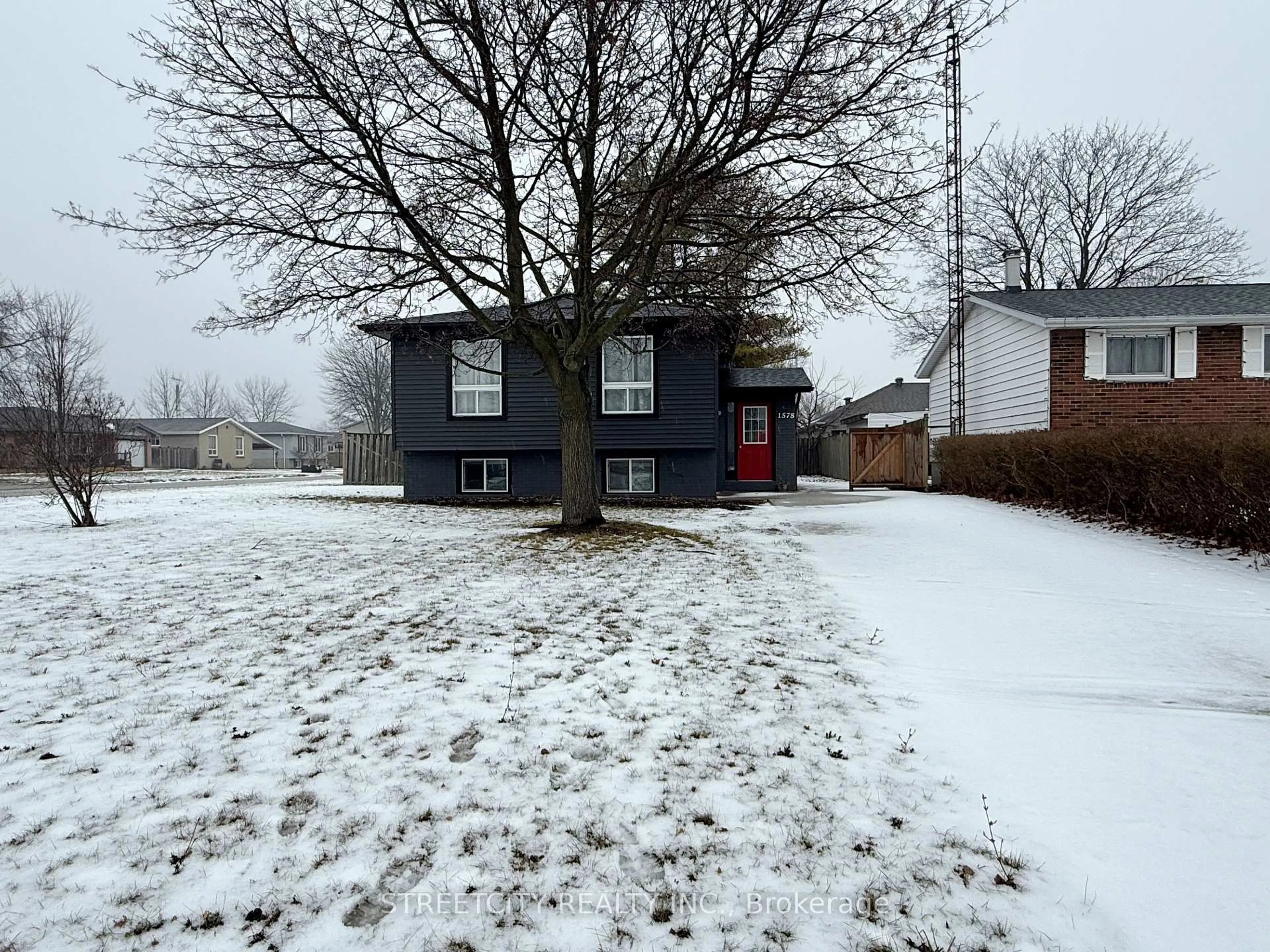 Unknown for 1578 Councillors St, St. Clair Ontario N0N 1H0