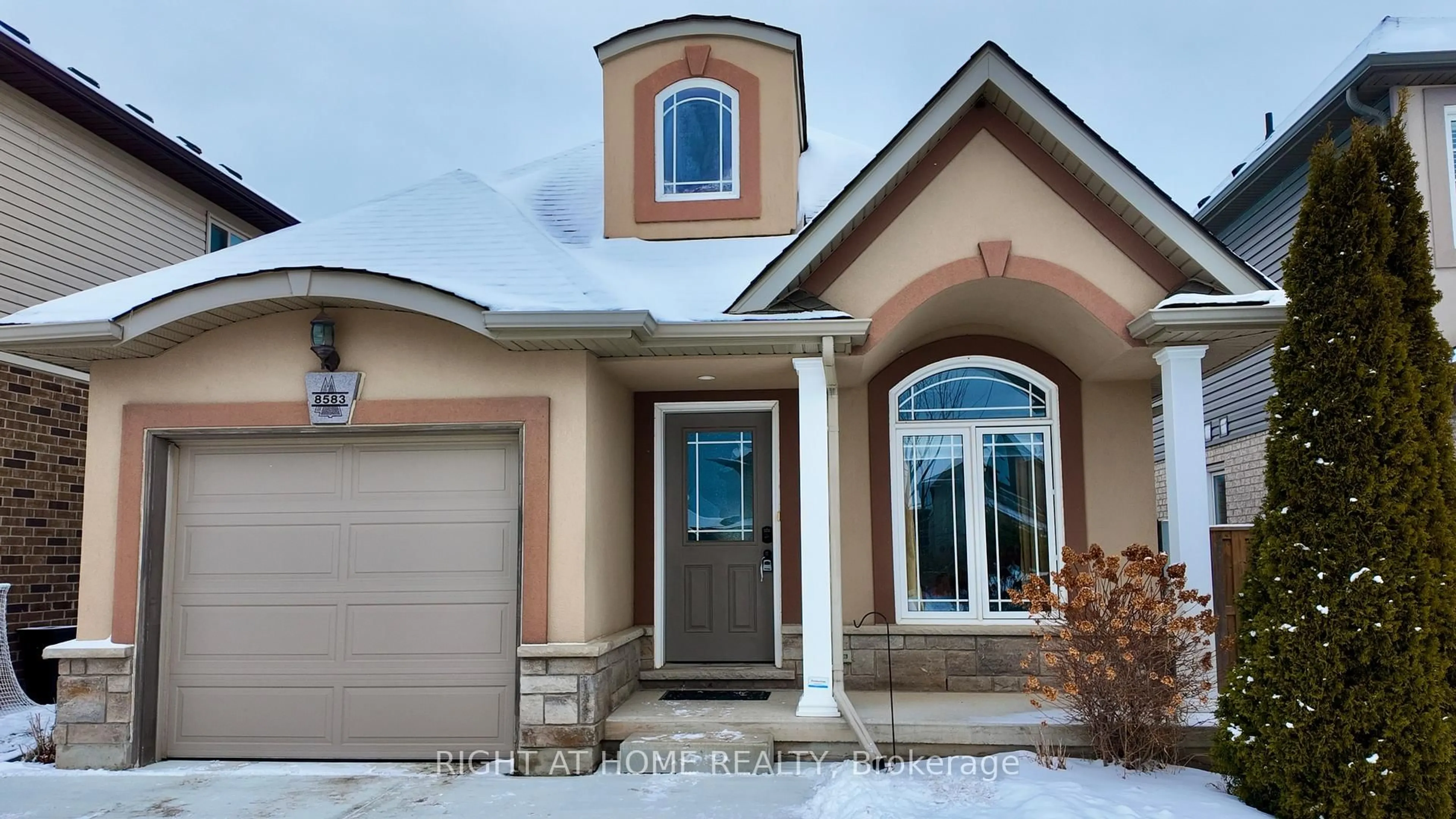 Unknown for 8583 Jennifer Cres, Niagara Falls Ontario L2H 1H4