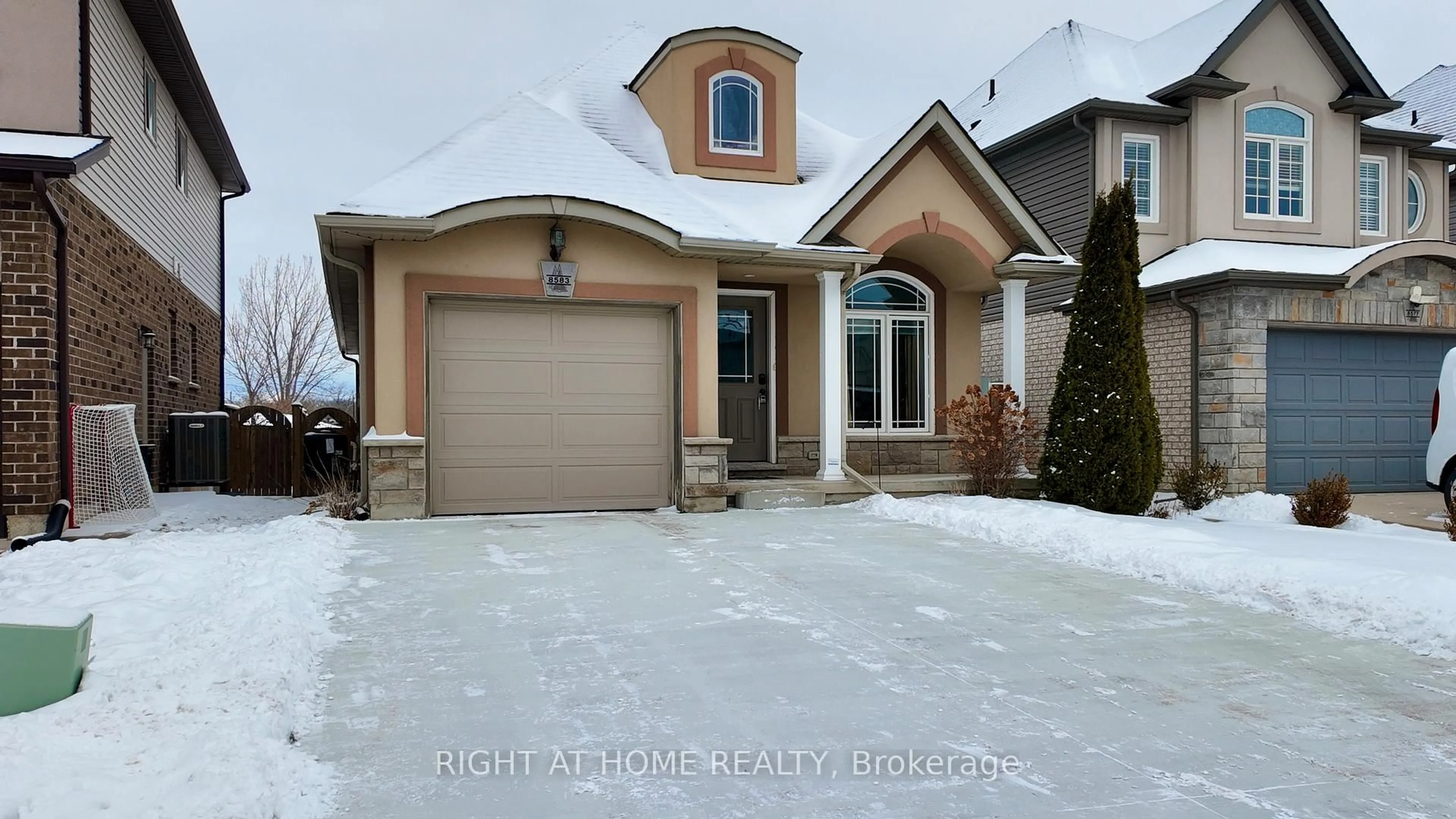 Unknown for 8583 Jennifer Cres, Niagara Falls Ontario L2H 1H4