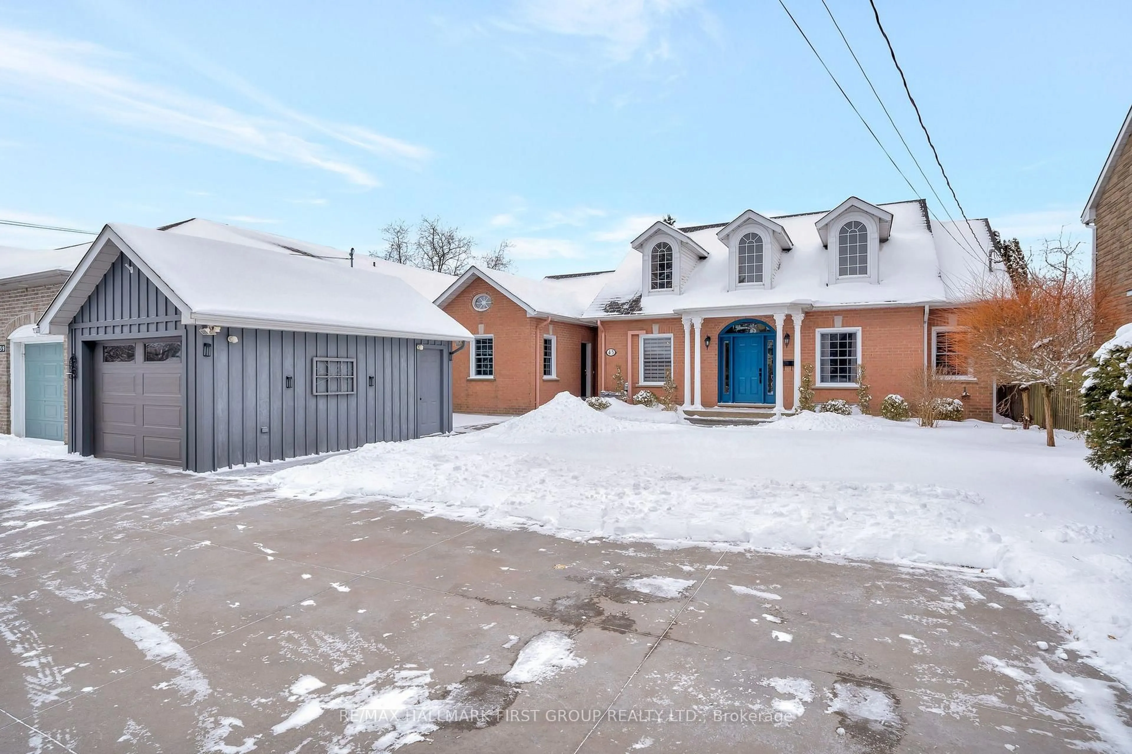 A pic from outside/outdoor area/front of a property/back of a property/a pic from drone, street for 43 Tremaine Terr, Cobourg Ontario K9A 5A7