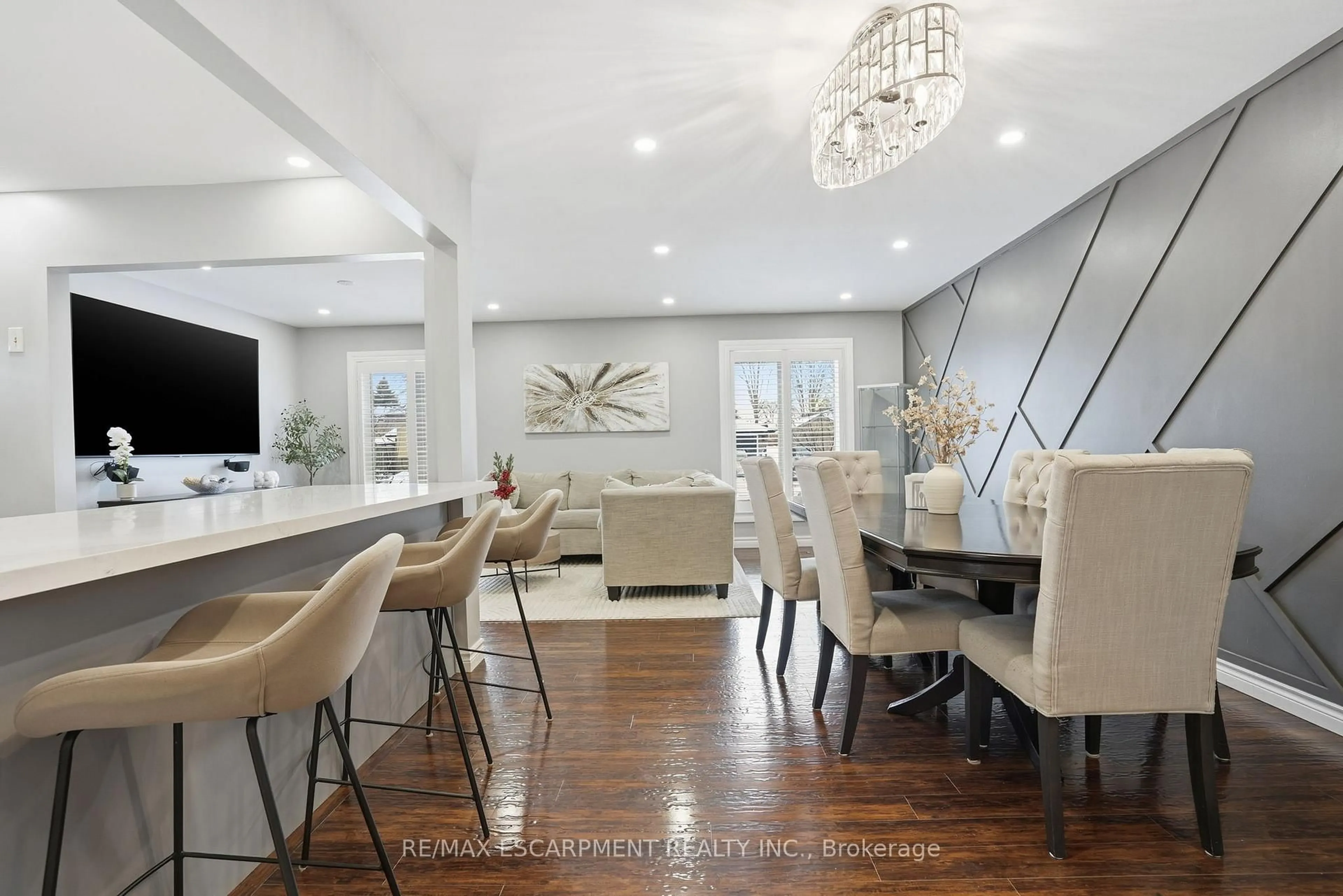 Dining room, unknown for 95 Chilton Dr, Hamilton Ontario L8J 1L8