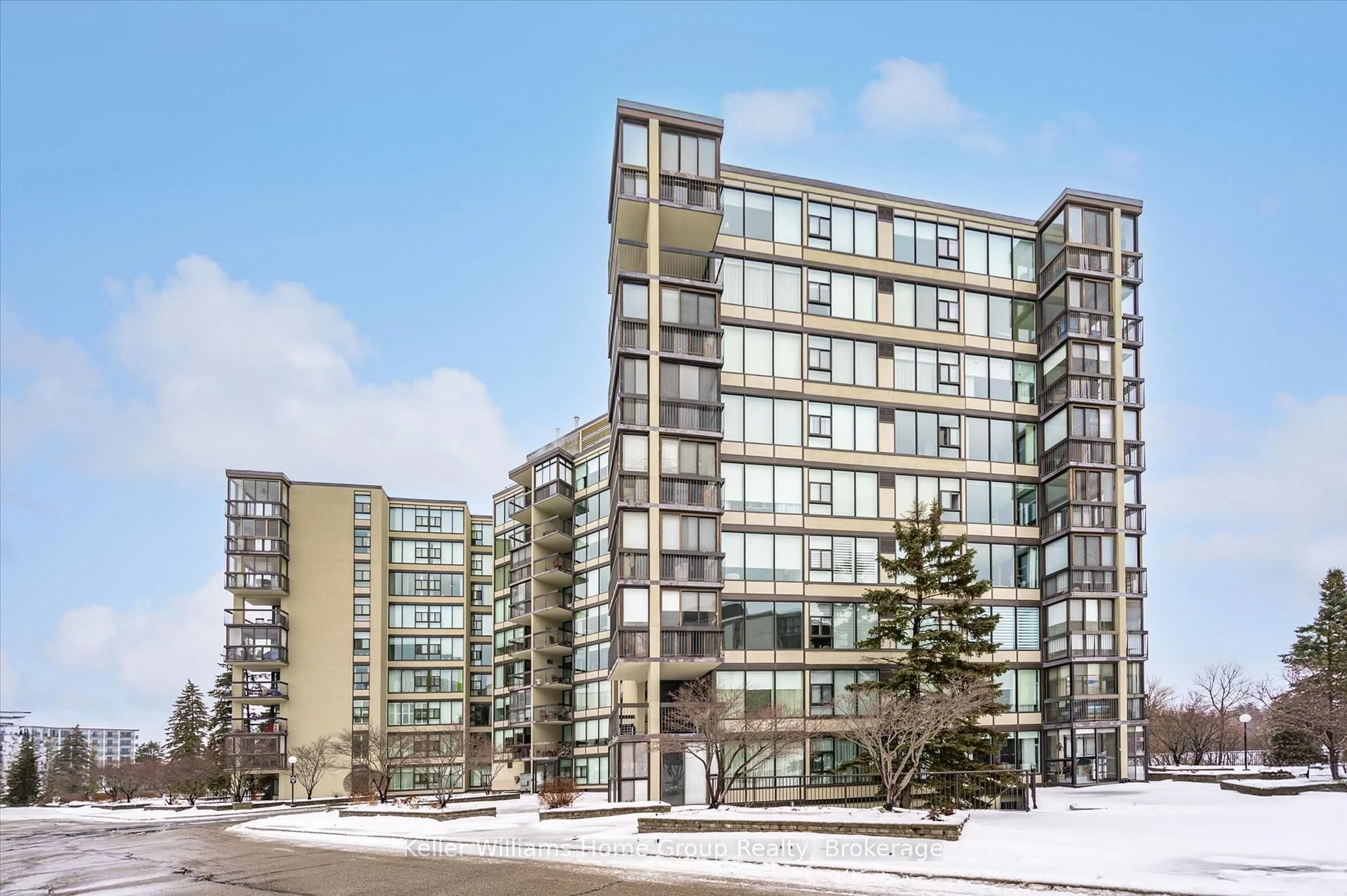 Unknown for 23 Woodlawn Rd #702, Guelph Ontario N1H 7G6