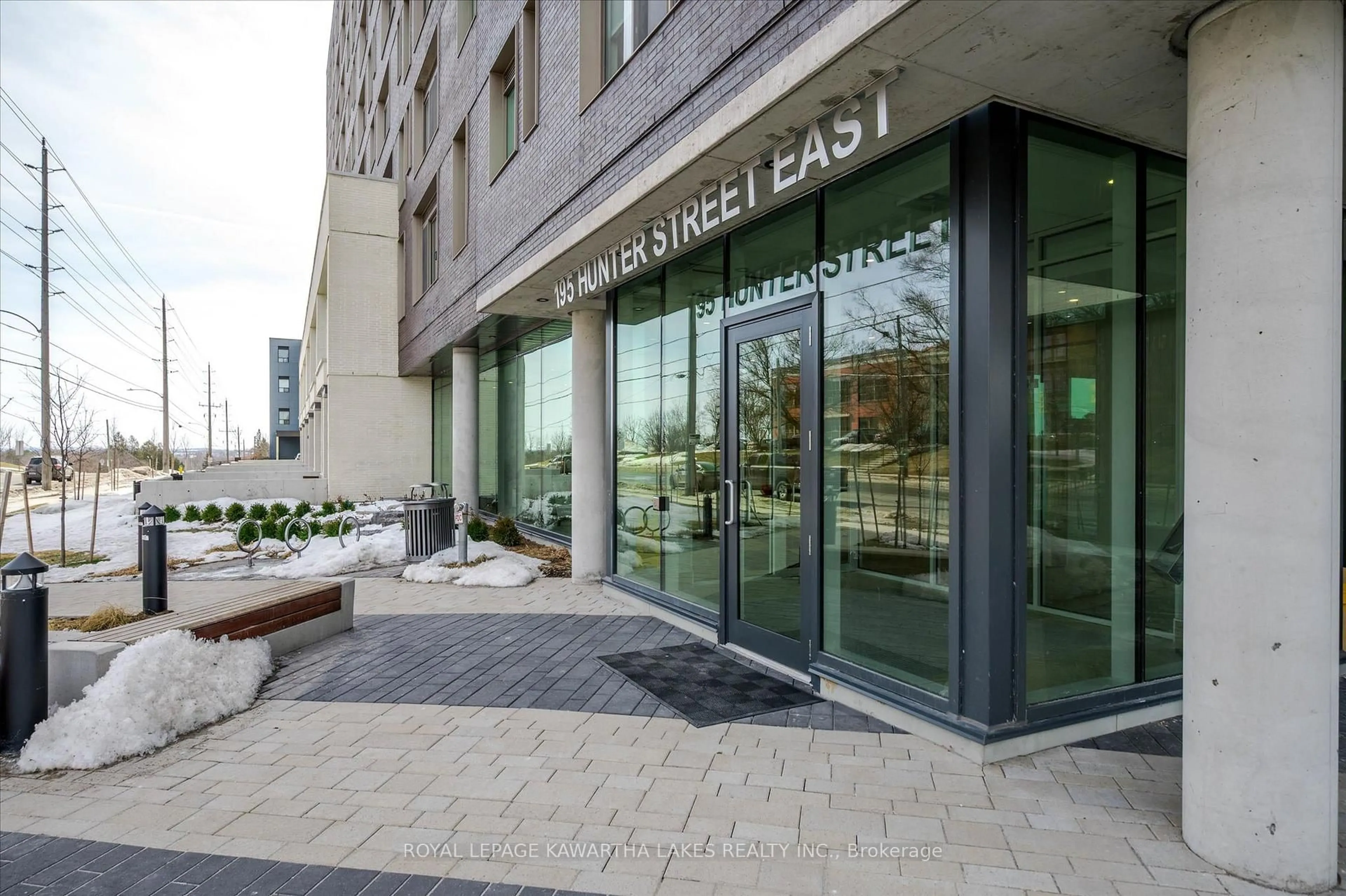 Lobby for 195 HUNTER St #404, Peterborough Ontario K9H 1G9