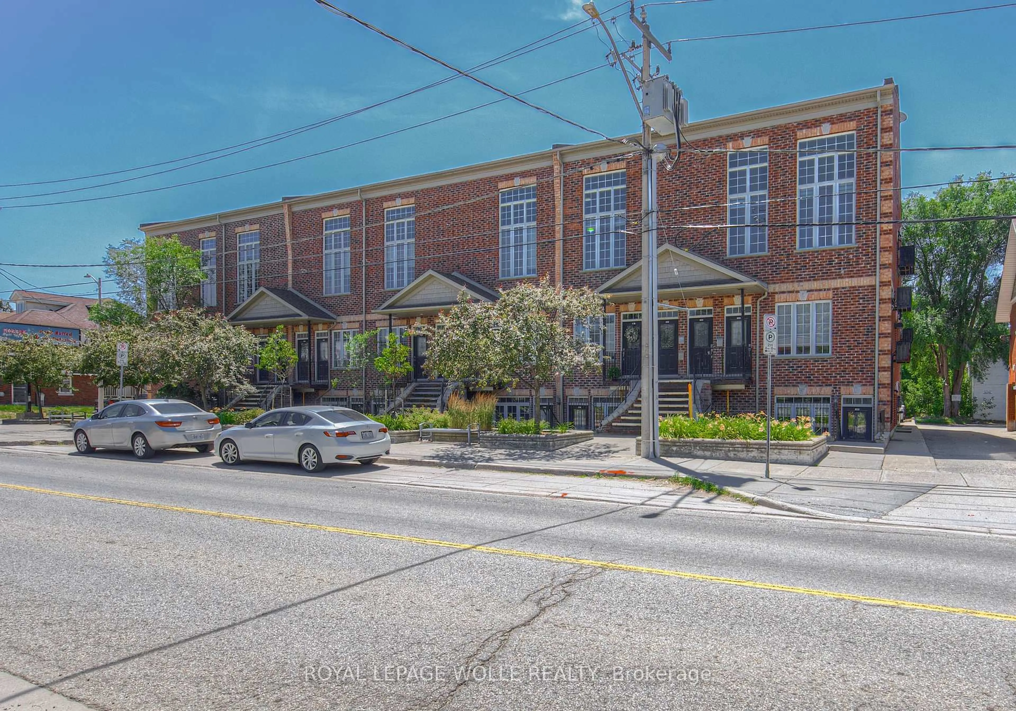 Unknown for 555 King St #109, Kitchener Ontario N2G 2L9