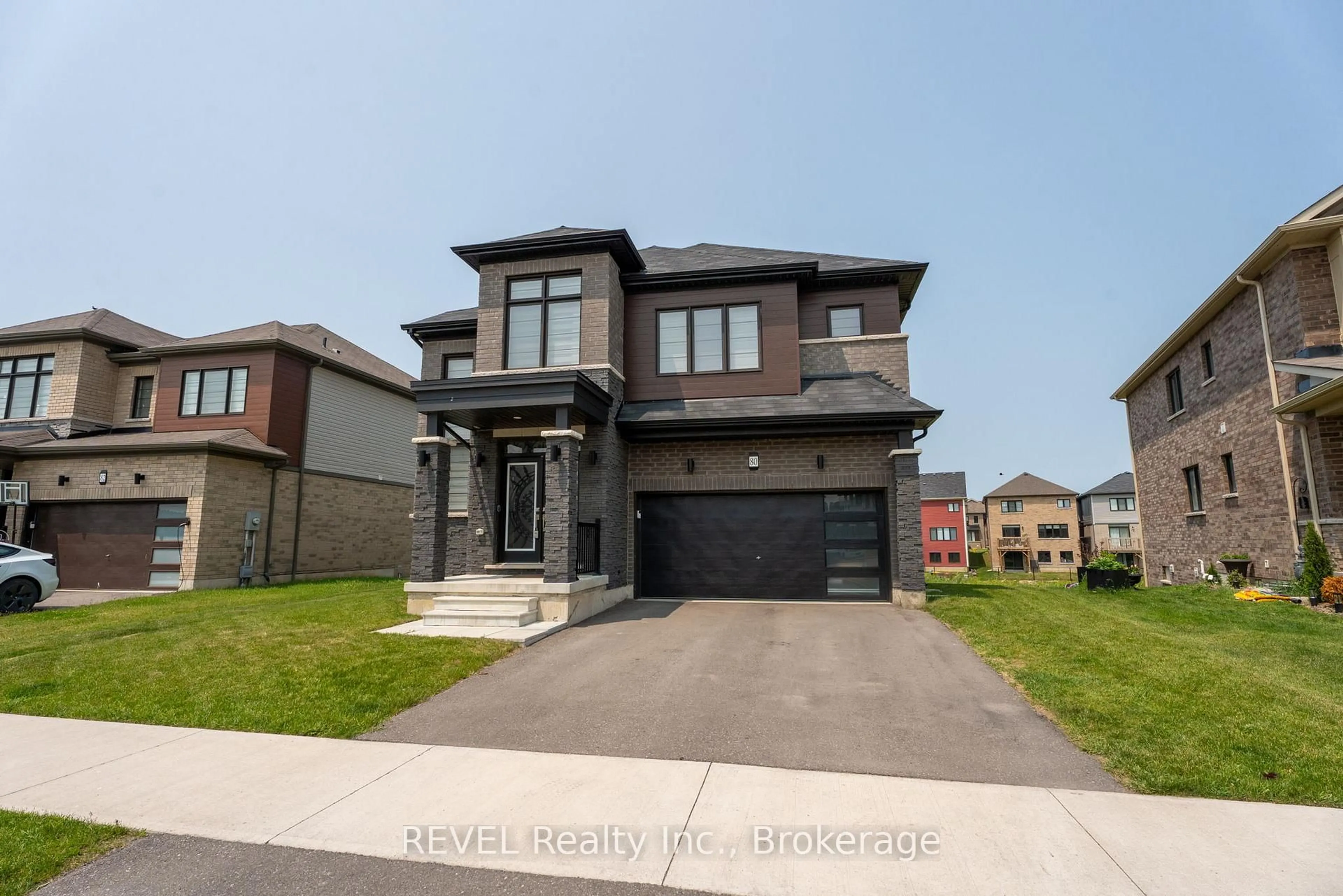 Home with brick exterior material, street for 80 Explorer Way, Thorold Ontario L2V 0K3