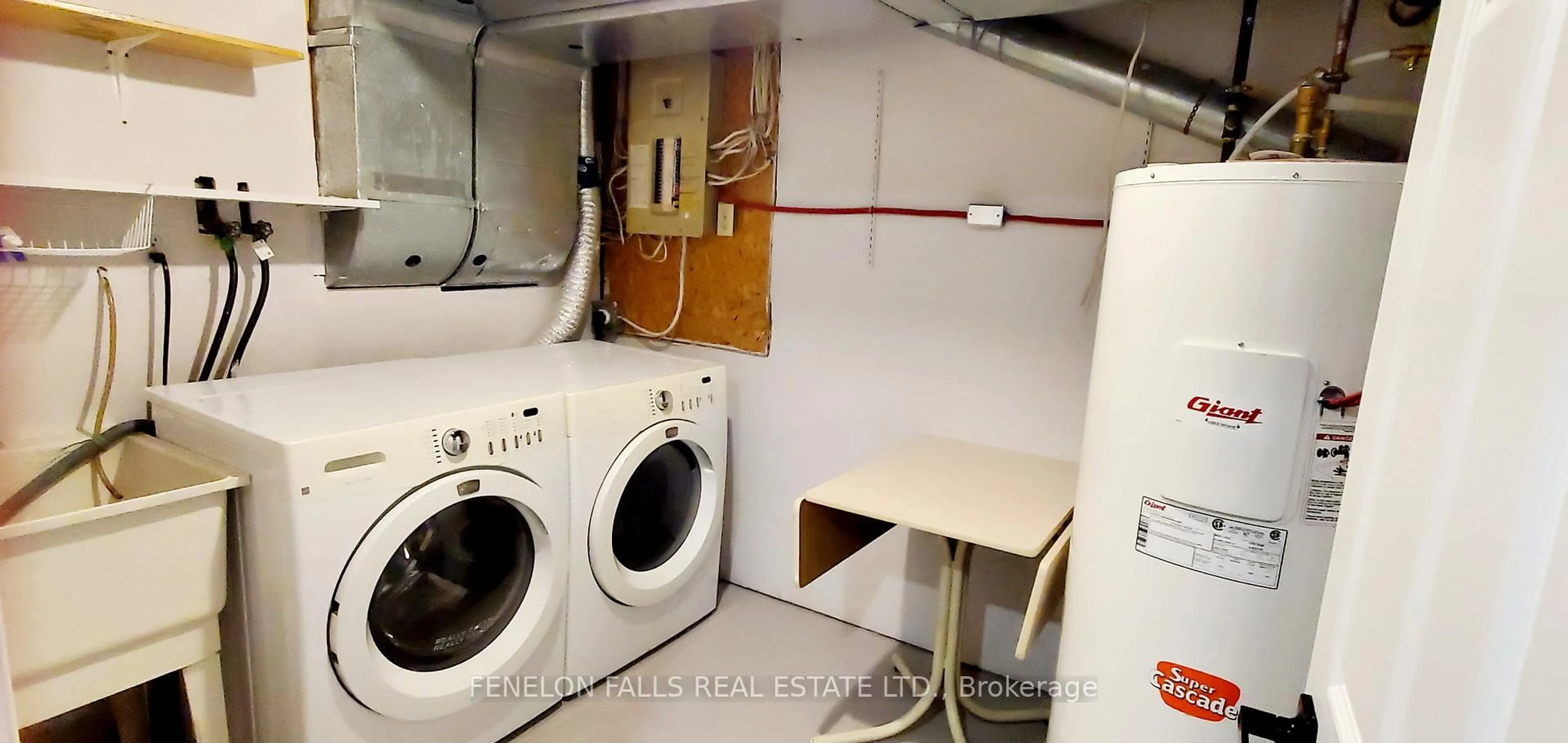 Laundry room for 7 James St, Kawartha Lakes Ontario K9V 3B3