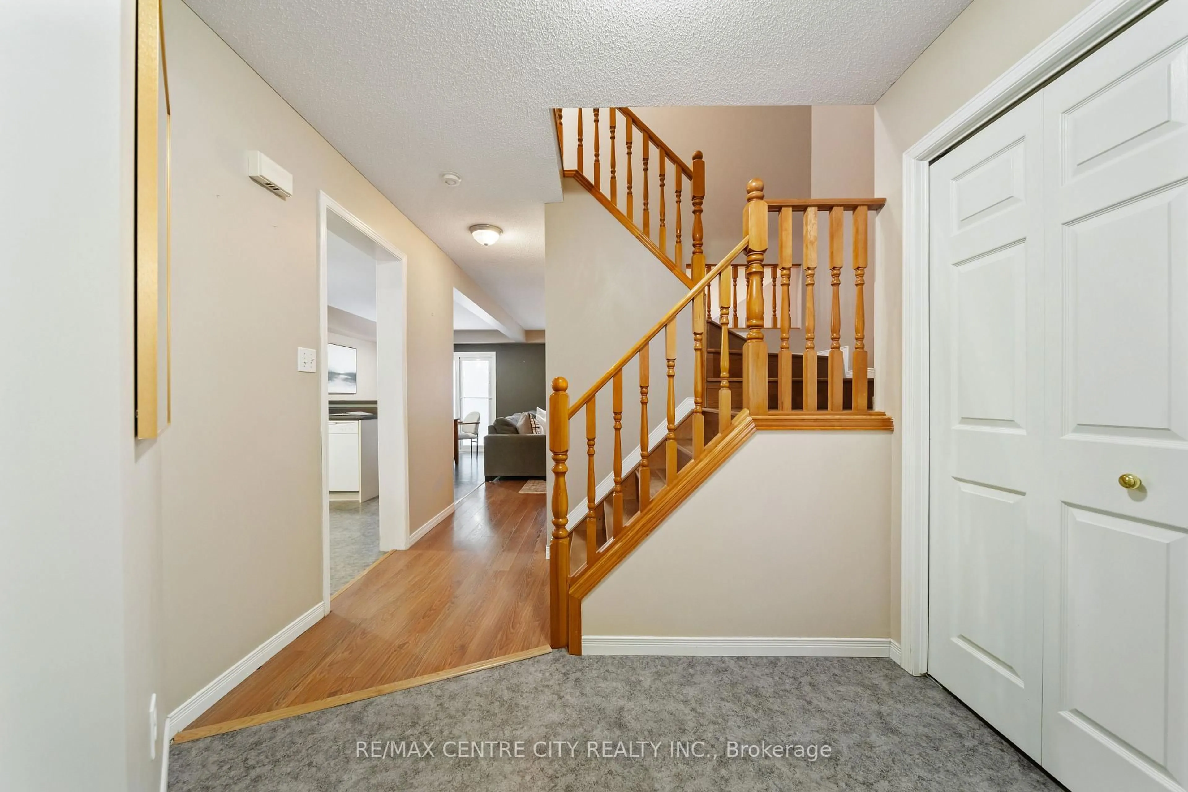 Unknown for 382 Chestnut St, St. Thomas Ontario N5R 6C3