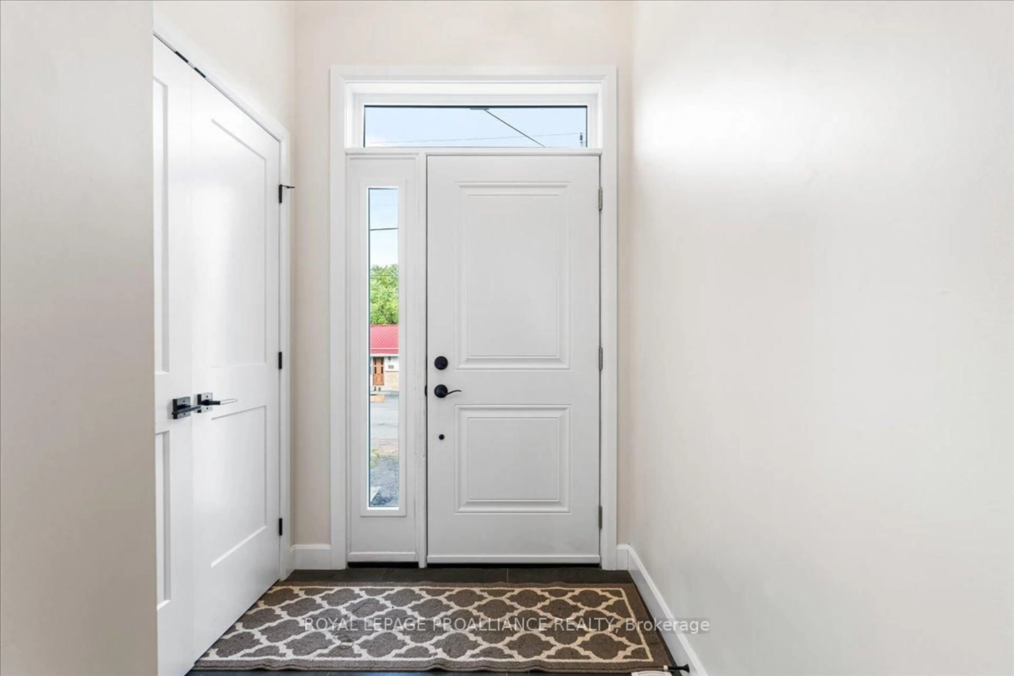 Indoor entryway for 295 Church St, Greater Napanee Ontario K7R 1C5