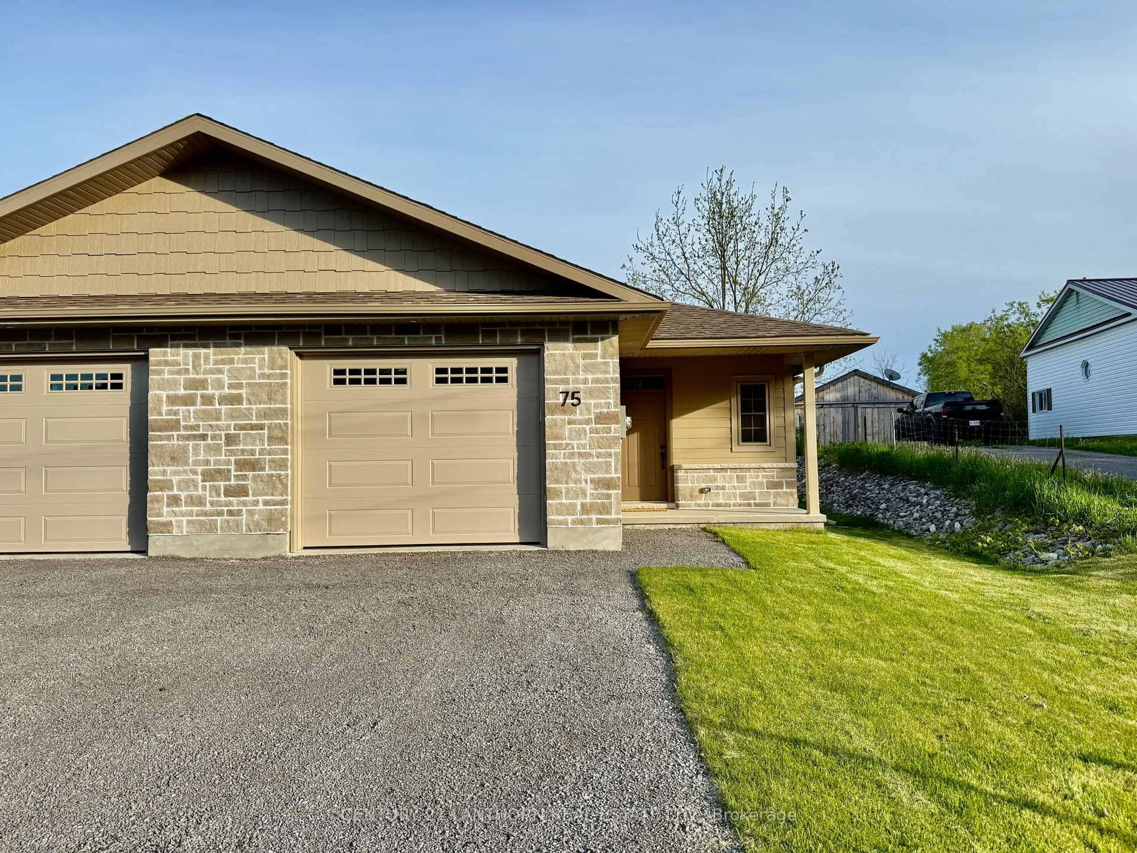 Unknown for 75 Seymour St, Madoc Ontario K0K 2K0