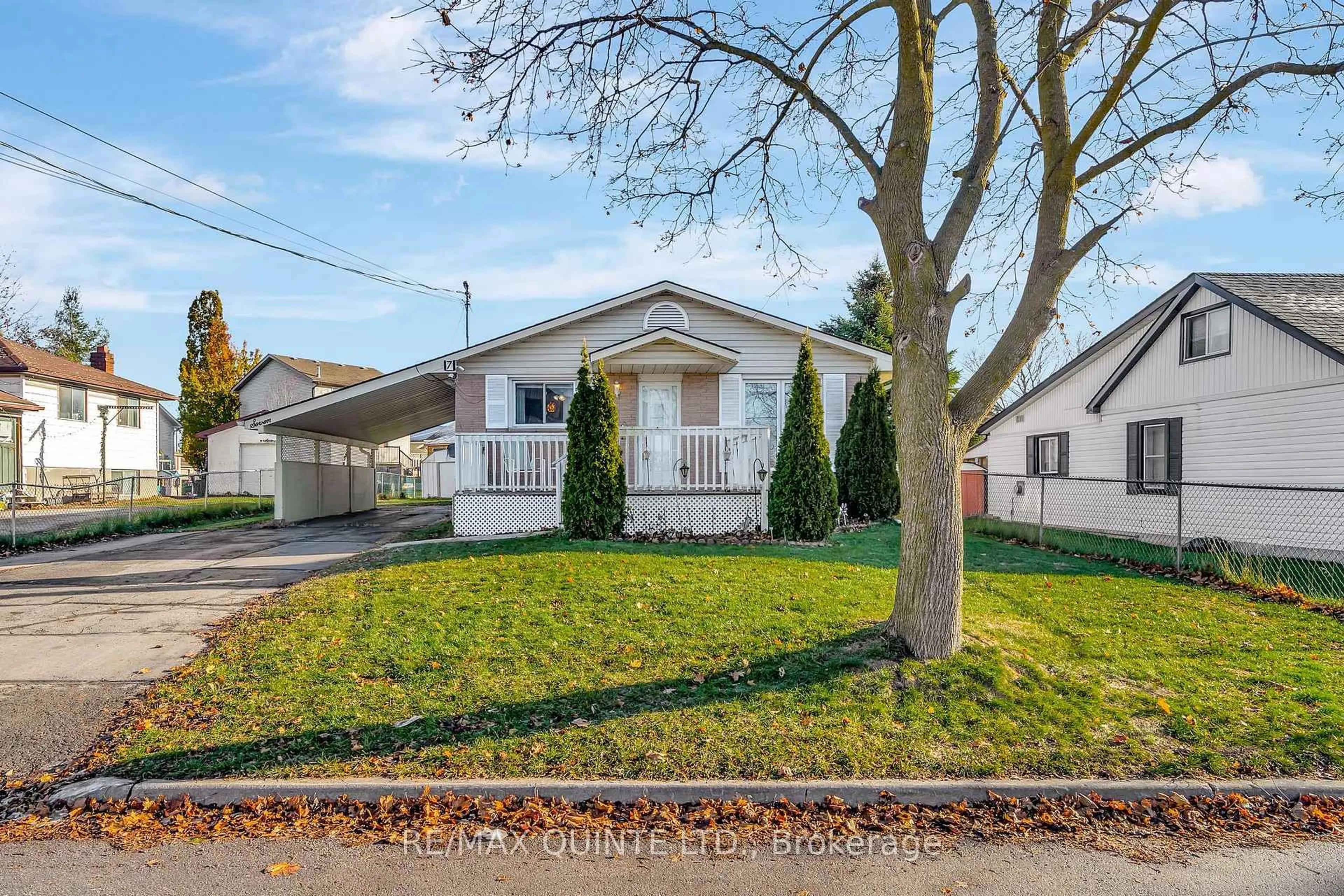 Home with vinyl exterior material, street for 7 Herman St, Belleville Ontario K8N 4W2