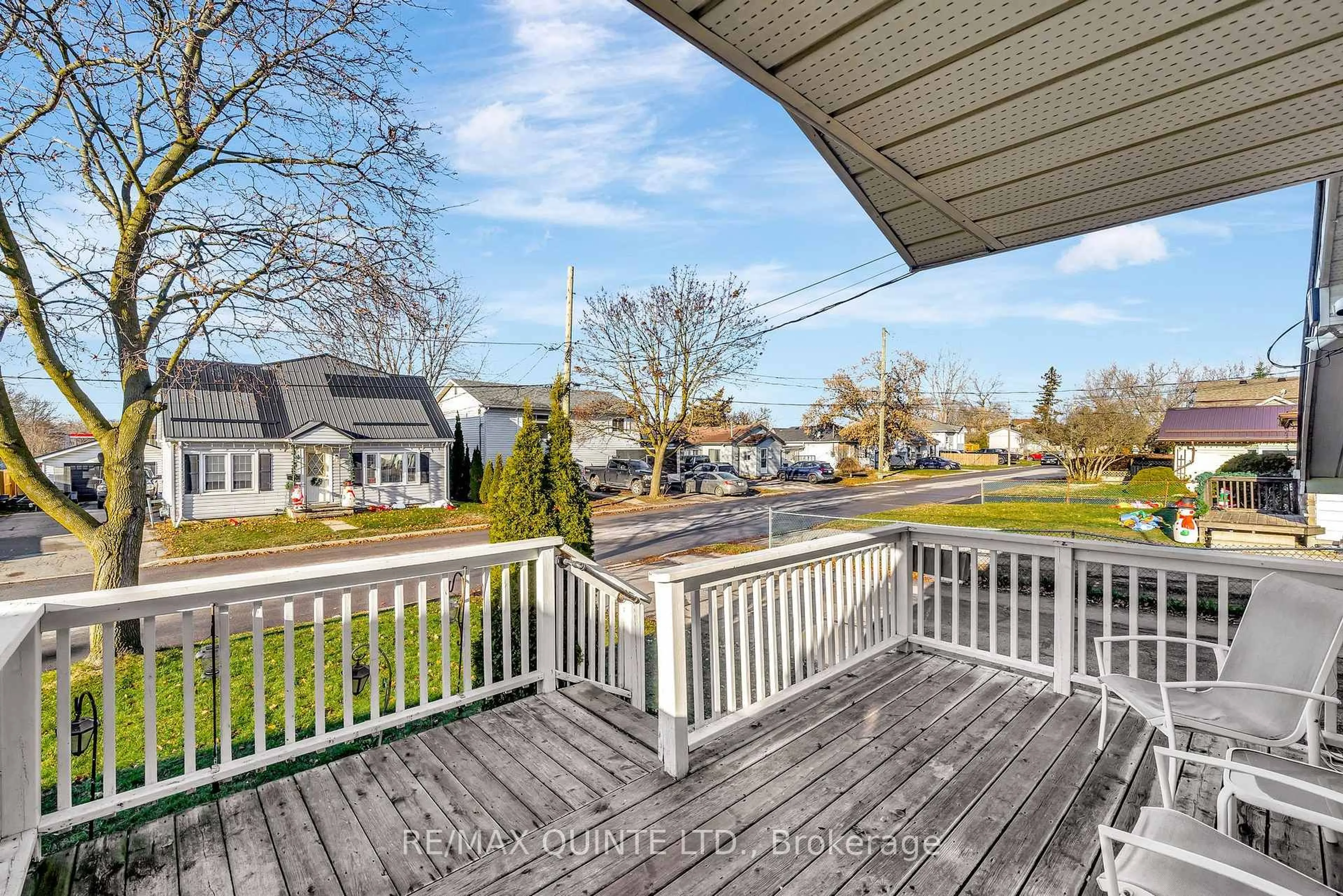 Patio, unknown for 7 Herman St, Belleville Ontario K8N 4W2