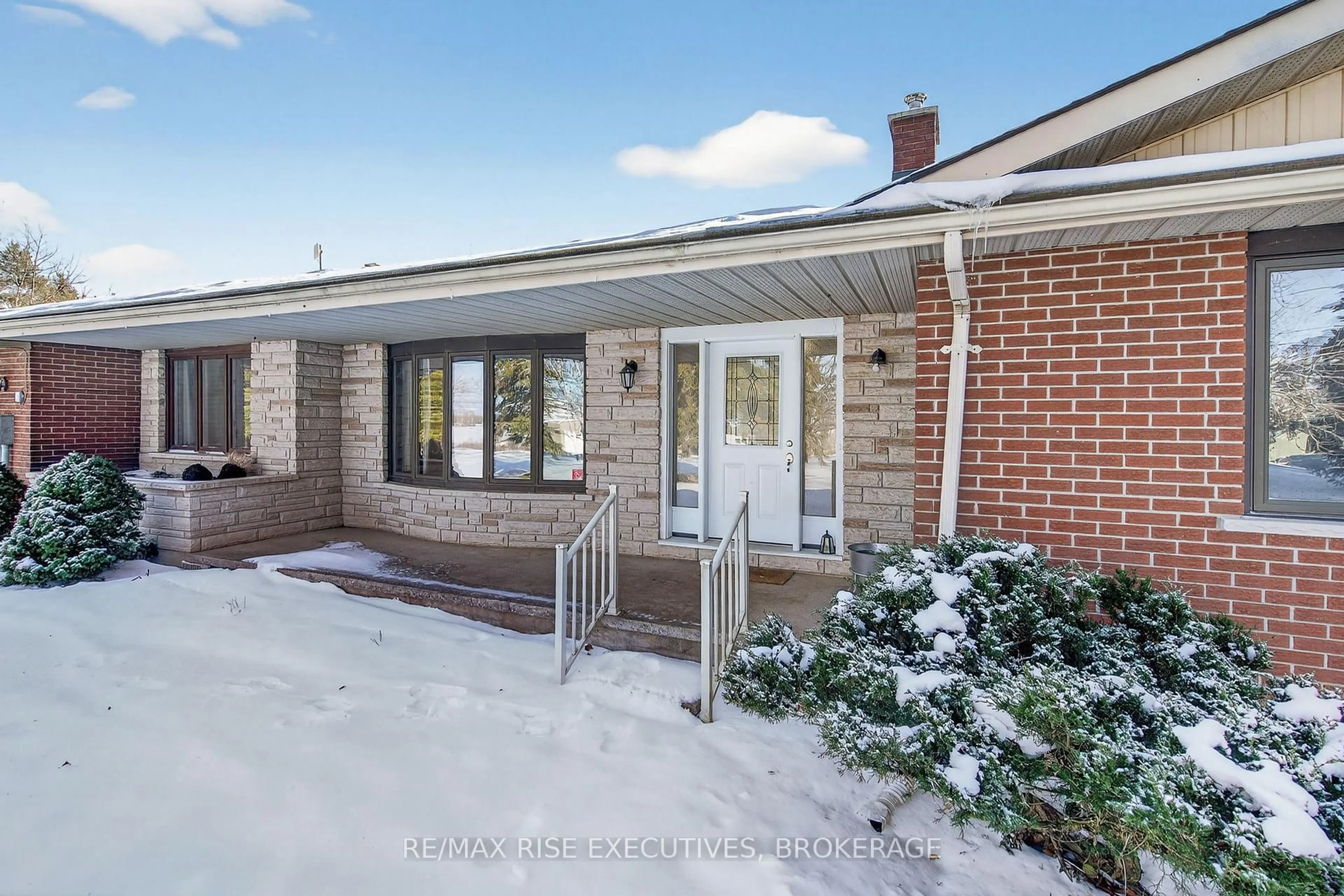 Home with brick exterior material, street for 1647 Galt St, Bath Ontario K0H 1G0