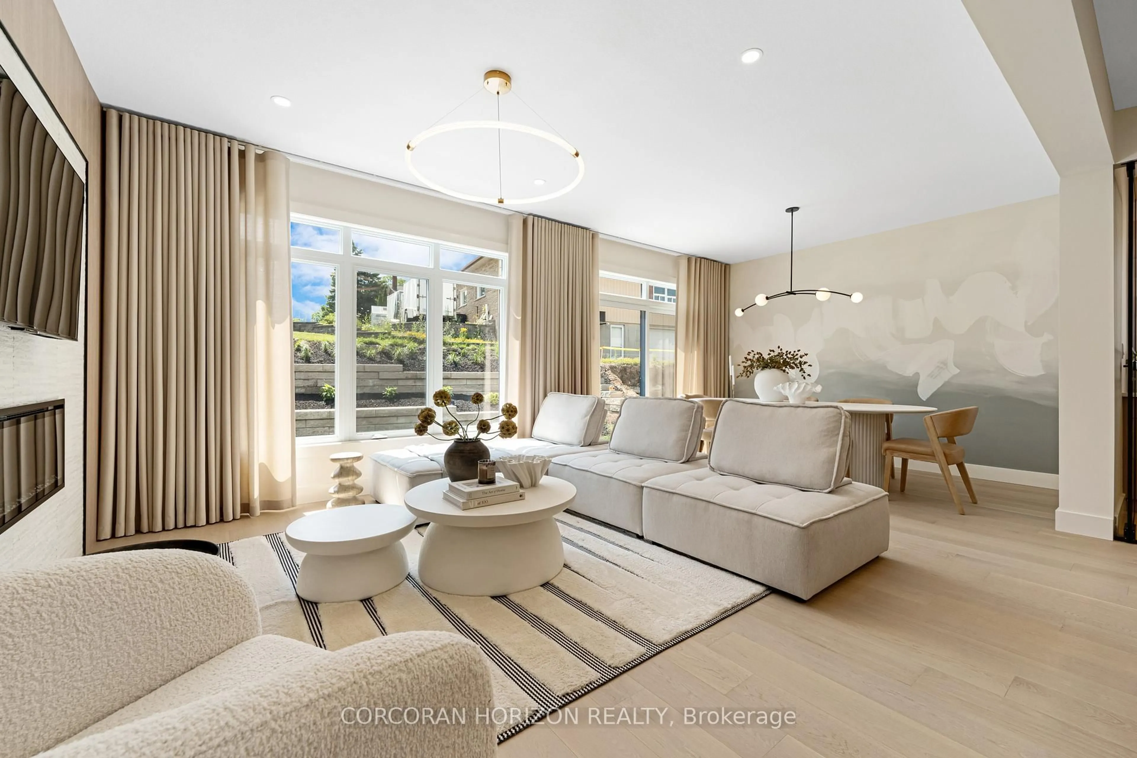 Living room with furniture, unknown for 452 WESTHAVEN St, Waterloo Ontario N2T 0A4