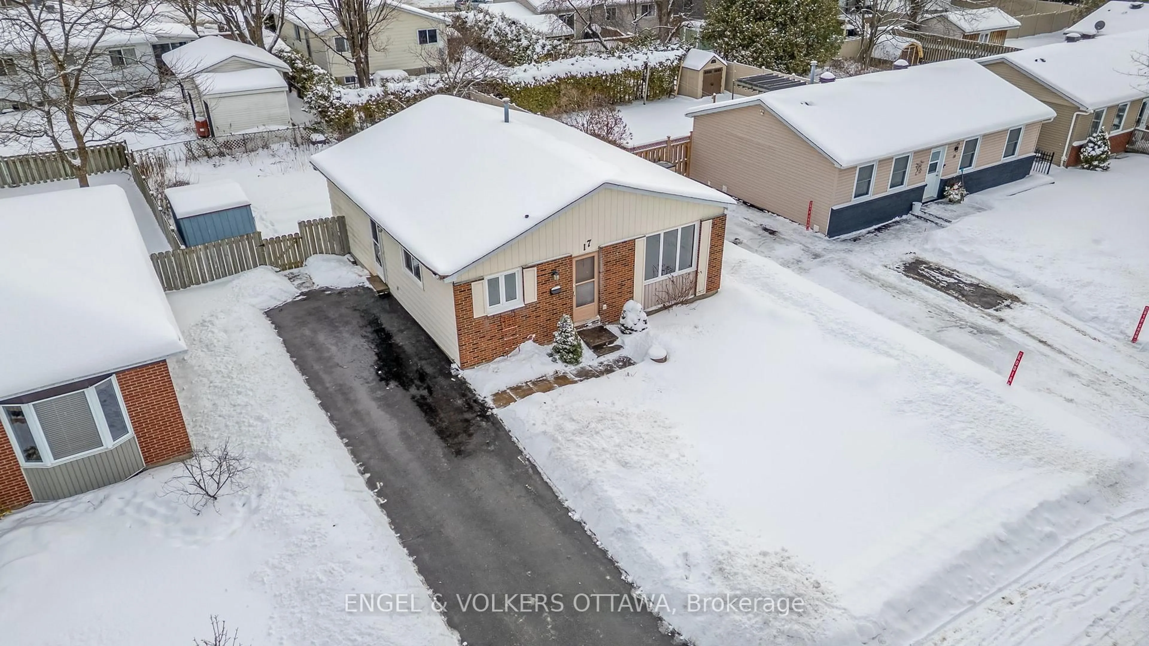 A pic from outside/outdoor area/front of a property/back of a property/a pic from drone, street for 17 Ballantrae Way, Ottawa Ontario K2L 1N3