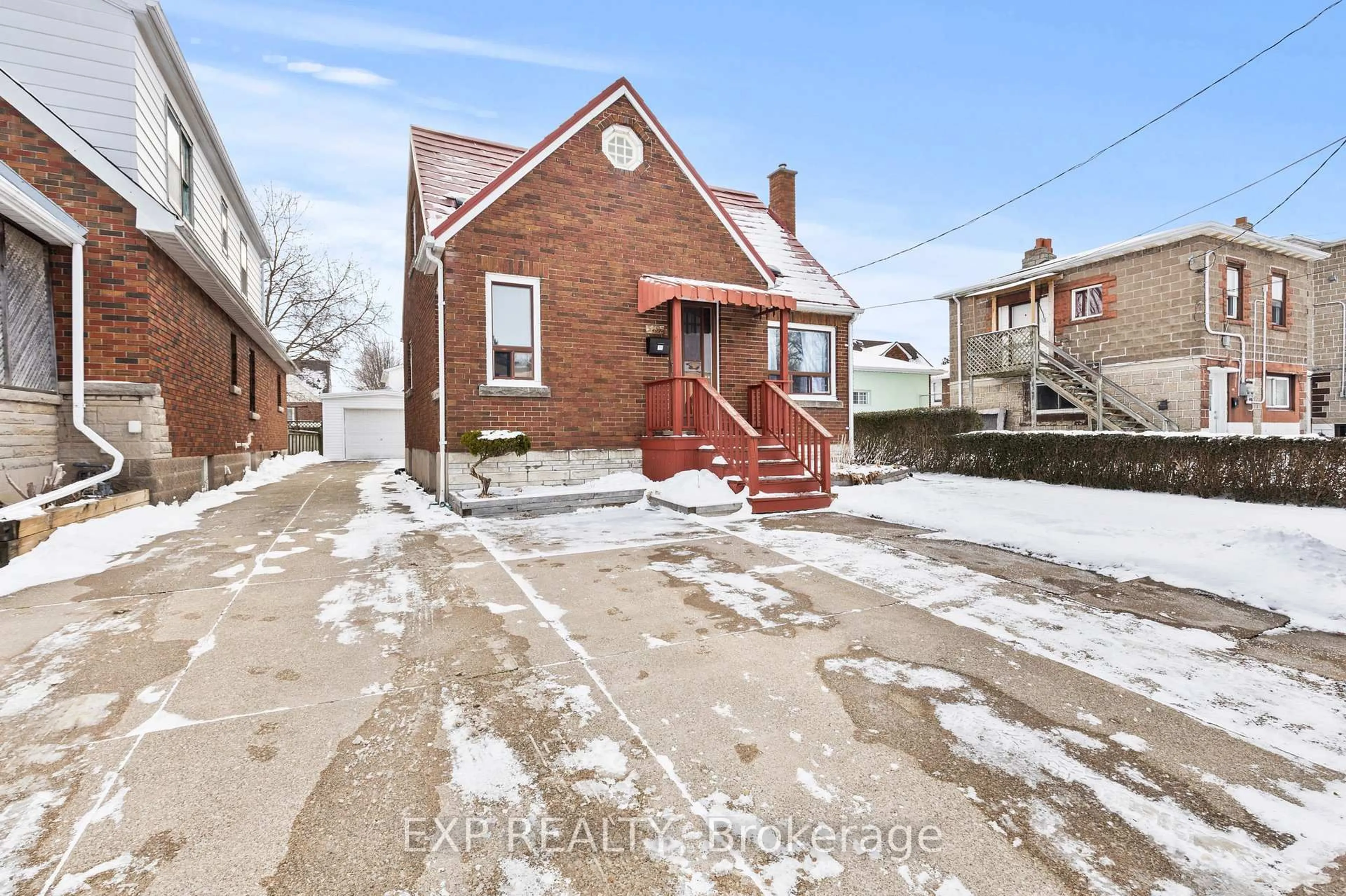 Home with brick exterior material, street for 5692 North St, Niagara Falls Ontario L2G 1J5
