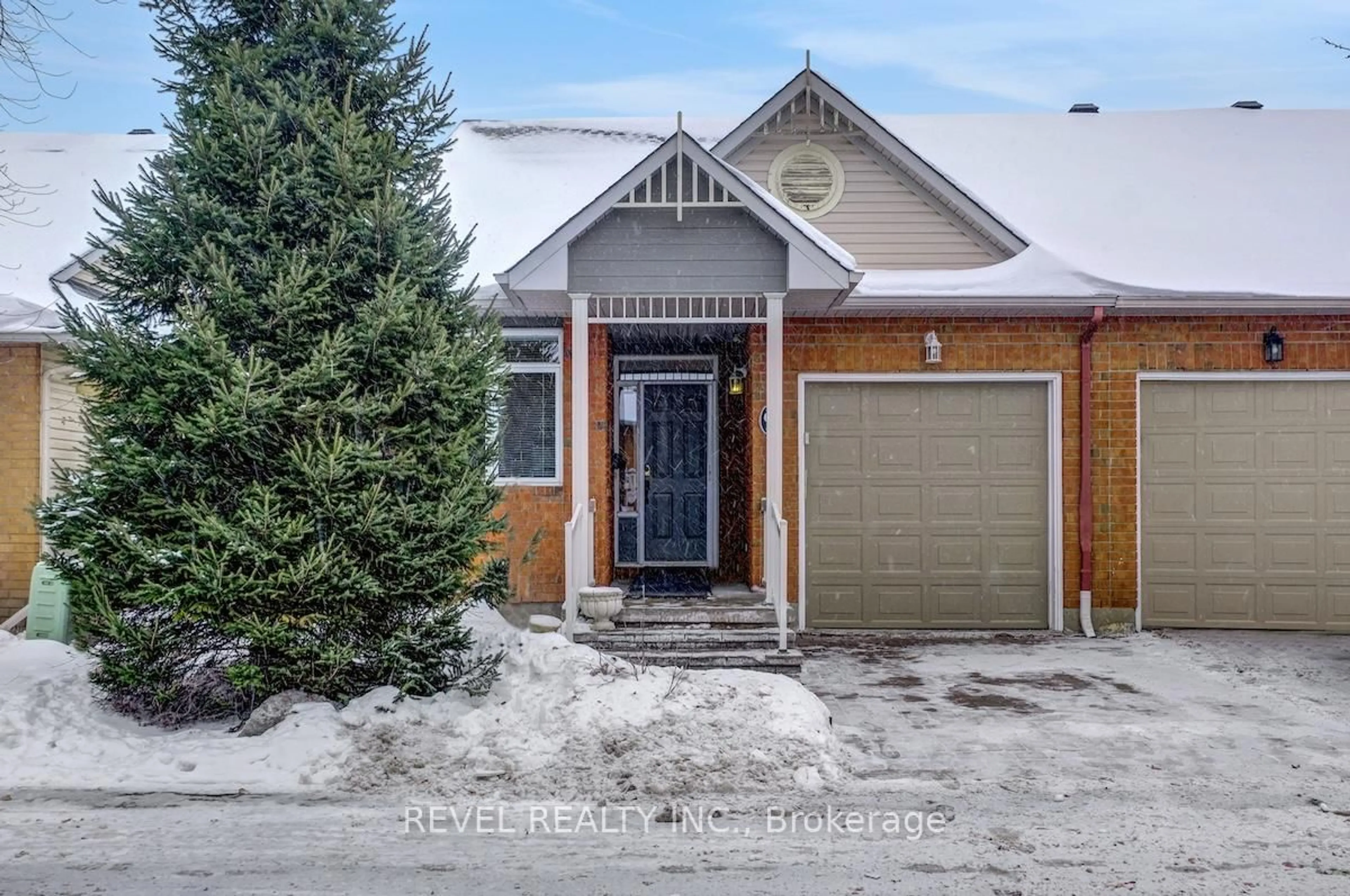 Home with brick exterior material, street for 1240 Kilborn Pl #9, Ottawa Ontario K1H 1B4