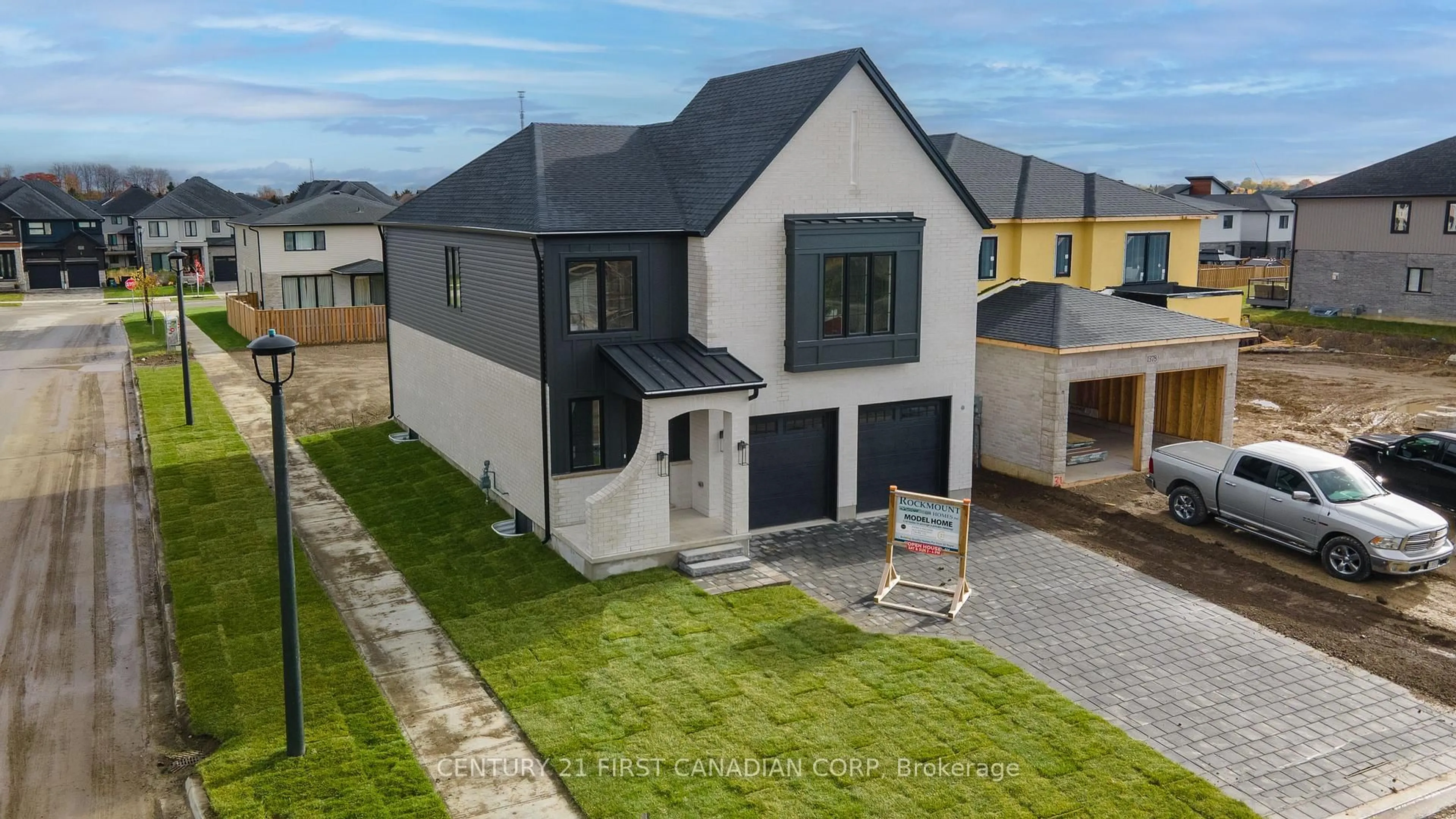 A pic from outside/outdoor area/front of a property/back of a property/a pic from drone, street for 1382 Shields Pl, London North Ontario N6G 0Z8