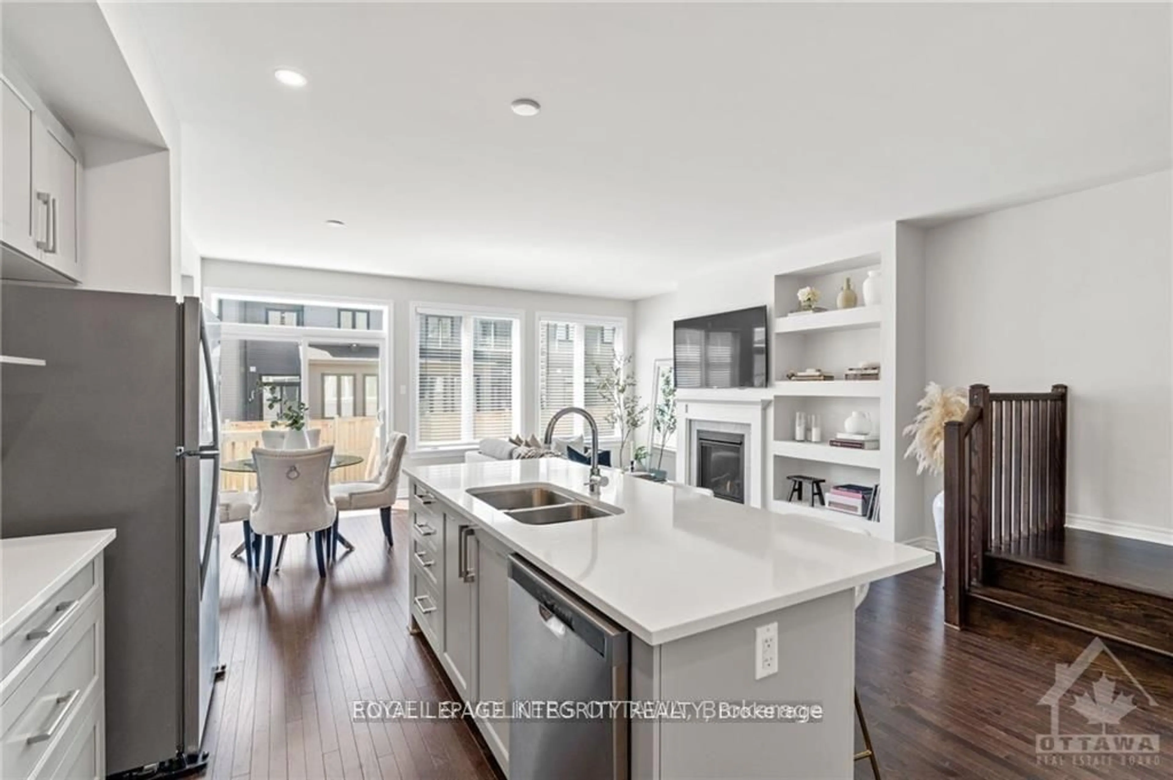 Open concept kitchen, ceramic/tile floor for 165 Angelonia Cres, Ottawa Ontario K1T 0Y5