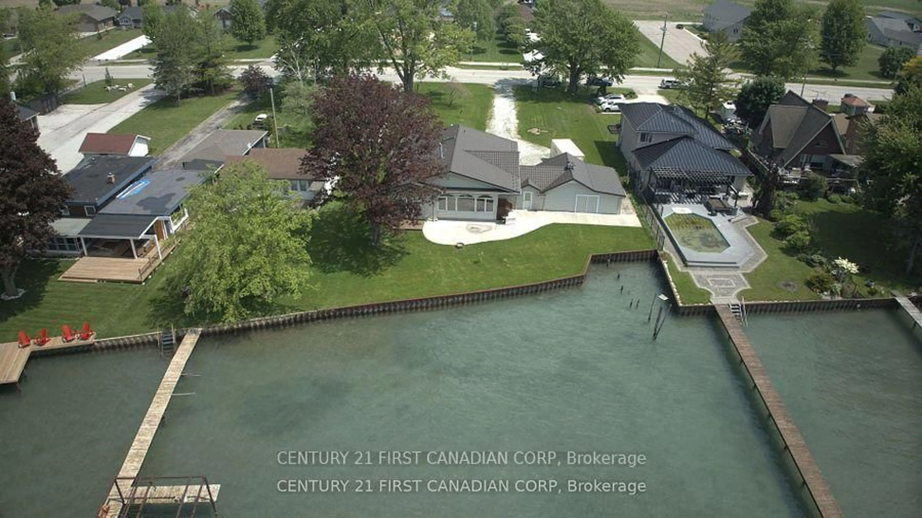 A pic from outside/outdoor area/front of a property/back of a property/a pic from drone, water/lake/river/ocean view for 3877 St Clair Pkwy, St. Clair Ontario N0P 2B0